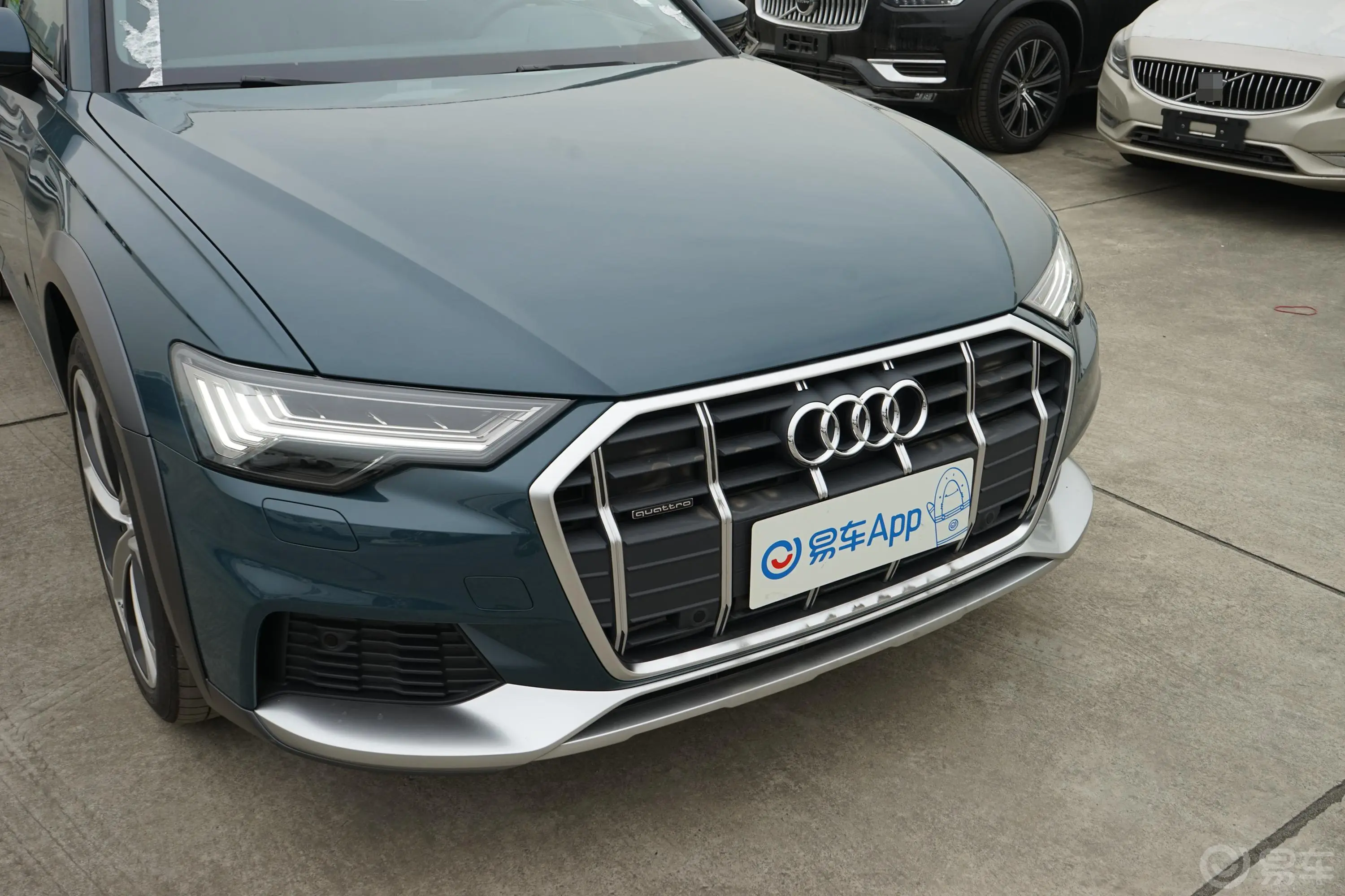 奥迪A6Allroad quattro 探索家 55 TFSI 尊享越野型外观