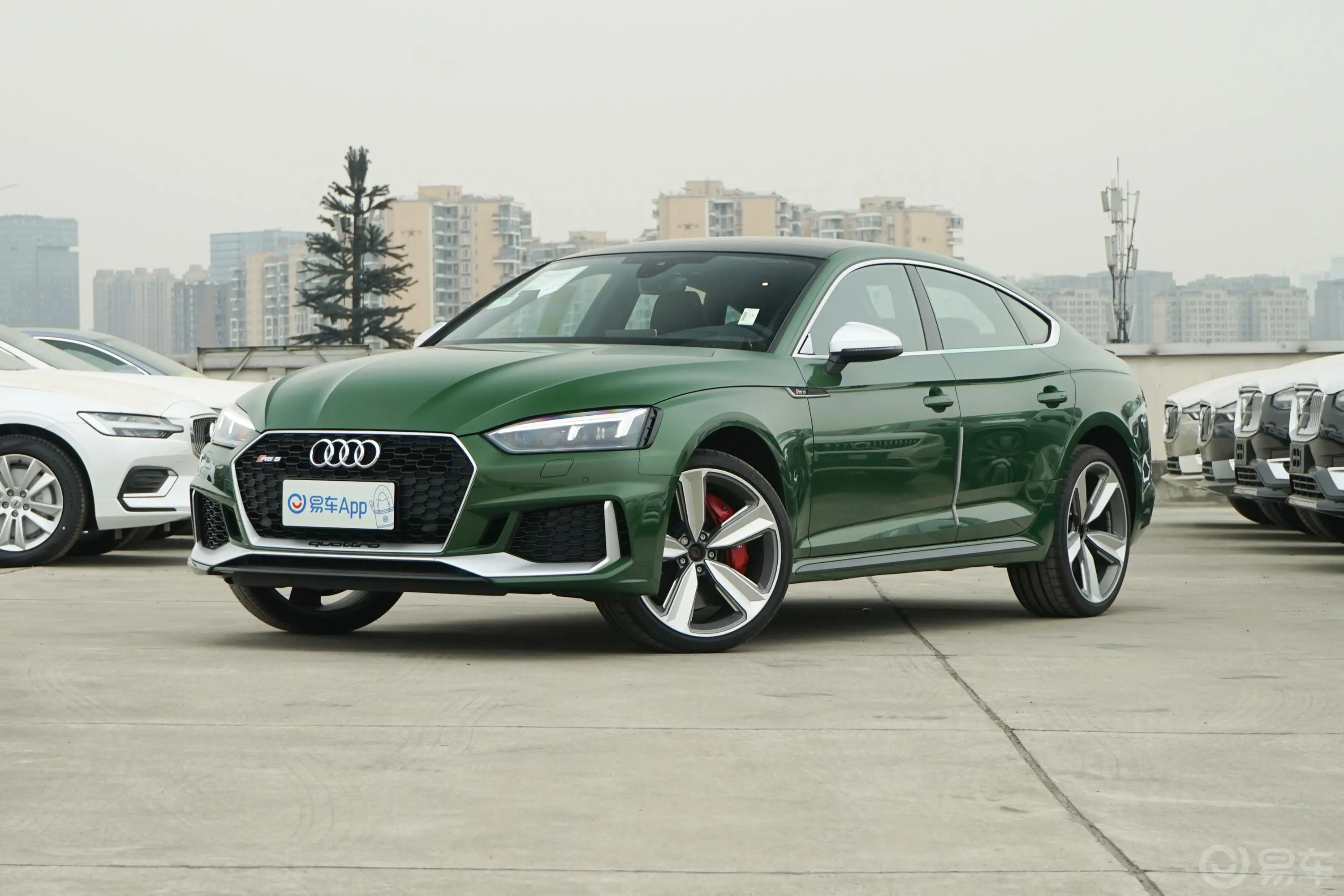 奥迪RS 52.9T Sportback外观