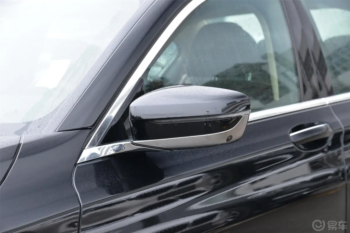 宝马7系改款 740Li 领先型 豪华套装主驾驶后视镜背面