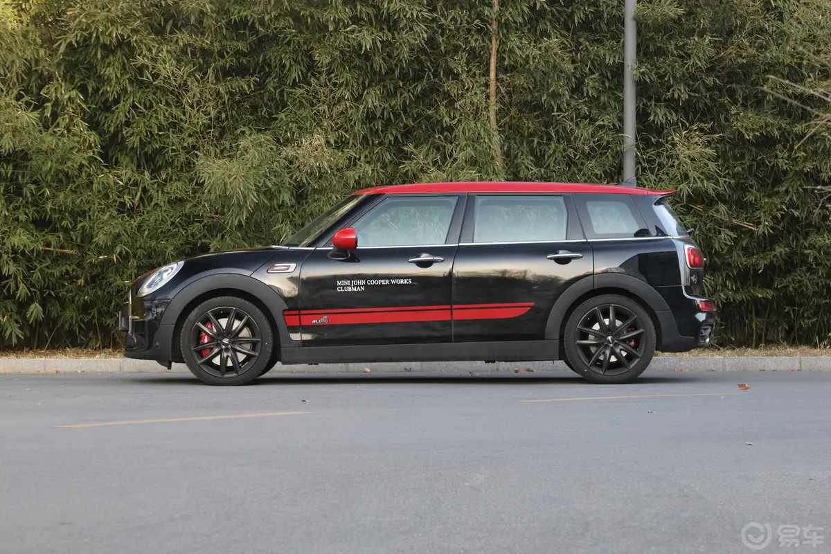 MINI JCW CLUBMAN2.0T ALL-IN正侧车头向左水平