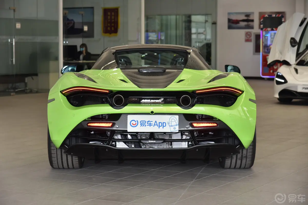 迈凯伦720S4.0T Spider外观