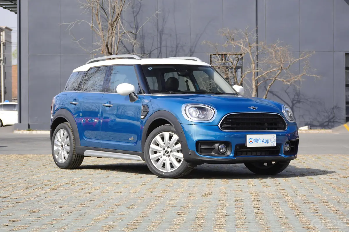 MINI COUNTRYMAN1.5T COOPER ALL4 极地版外观