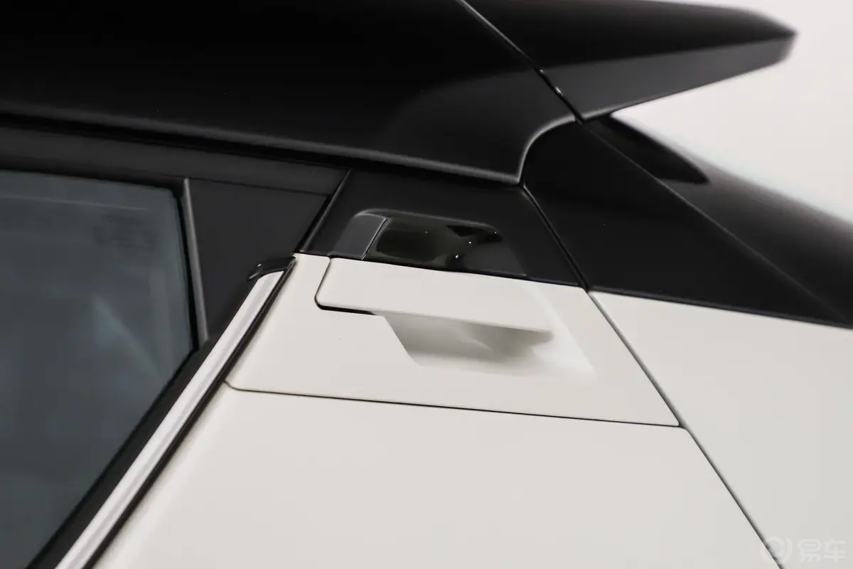 丰田C-HR EV尊贵天窗版驾驶员侧后门把手
