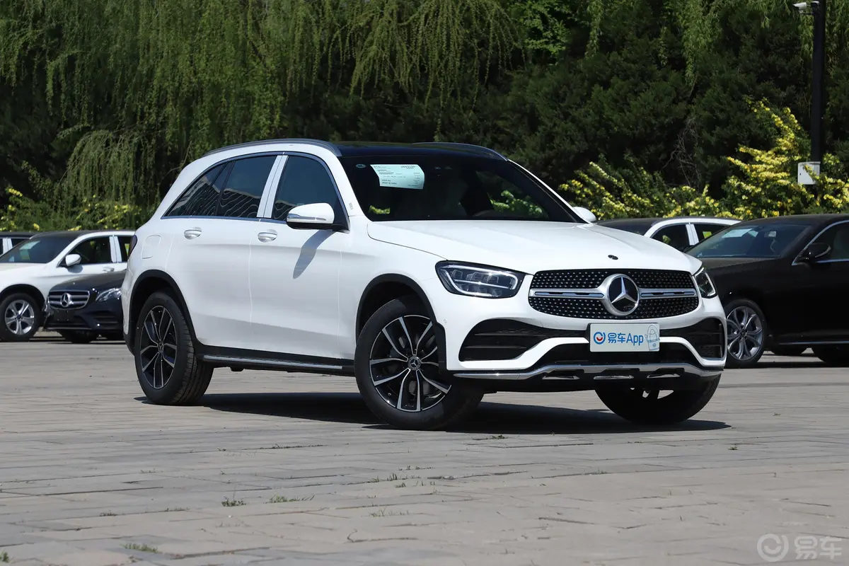 奔驰GLC改款 GLC 300 L 4MATIC 动感型外观