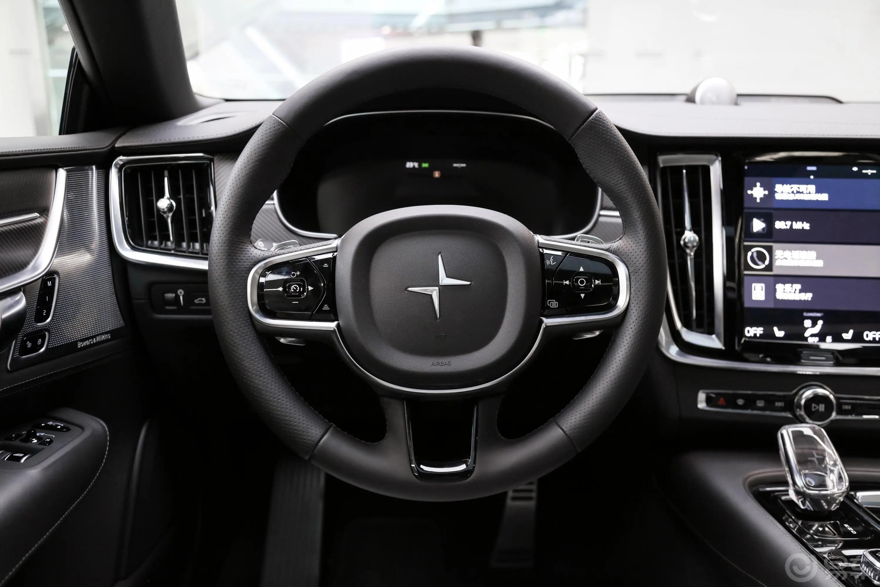 Polestar 12.0T 135km 标准型方向盘