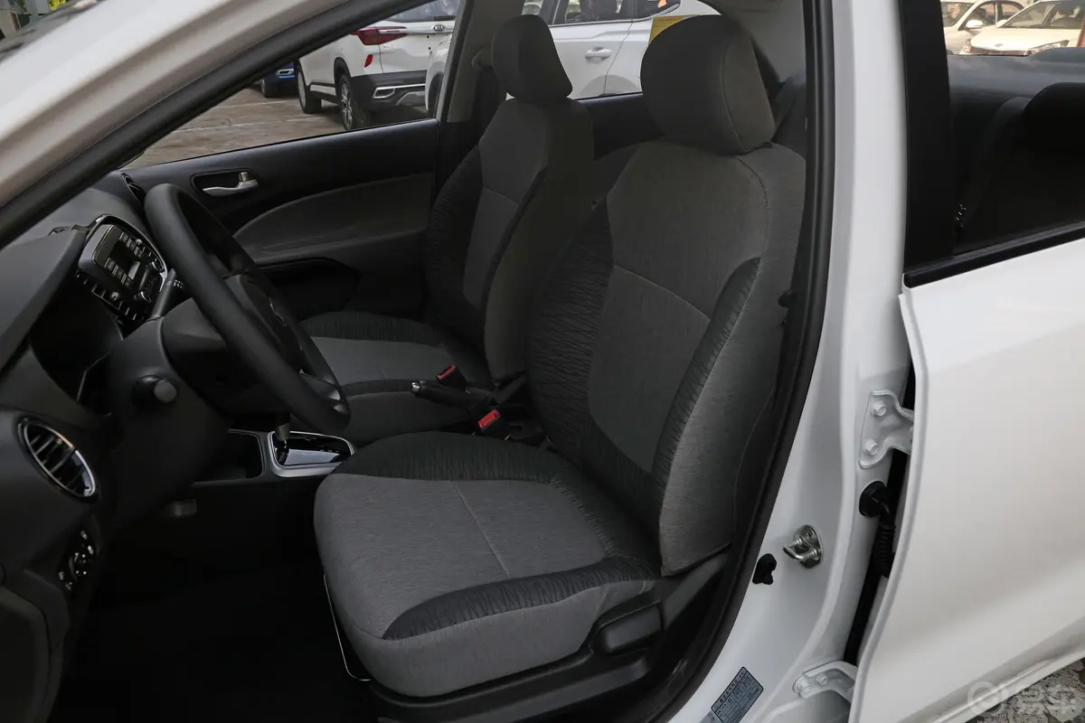 焕驰1.4L 自动 舒适天窗版驾驶员座椅