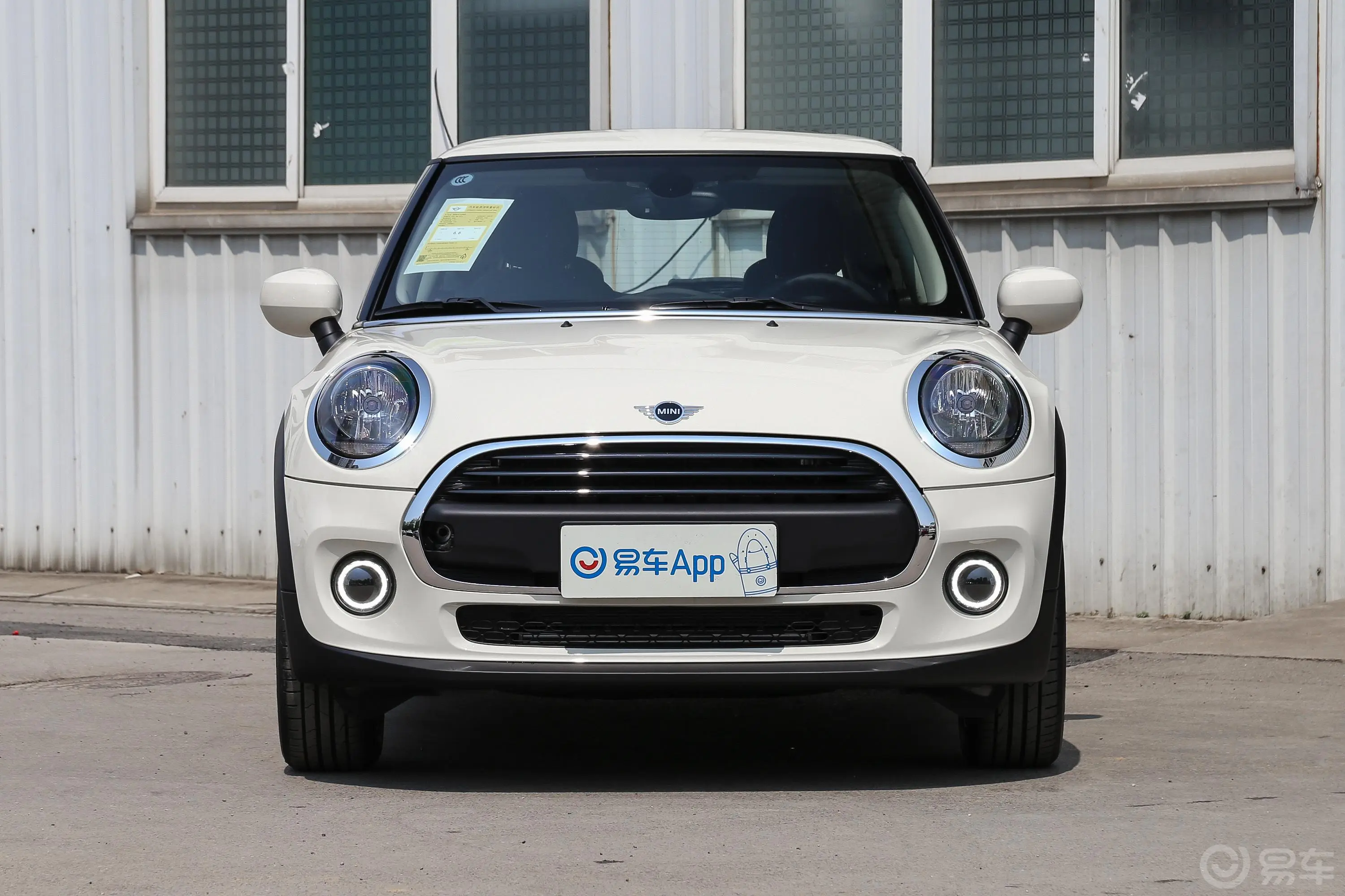 MINI1.5T ONE正前水平