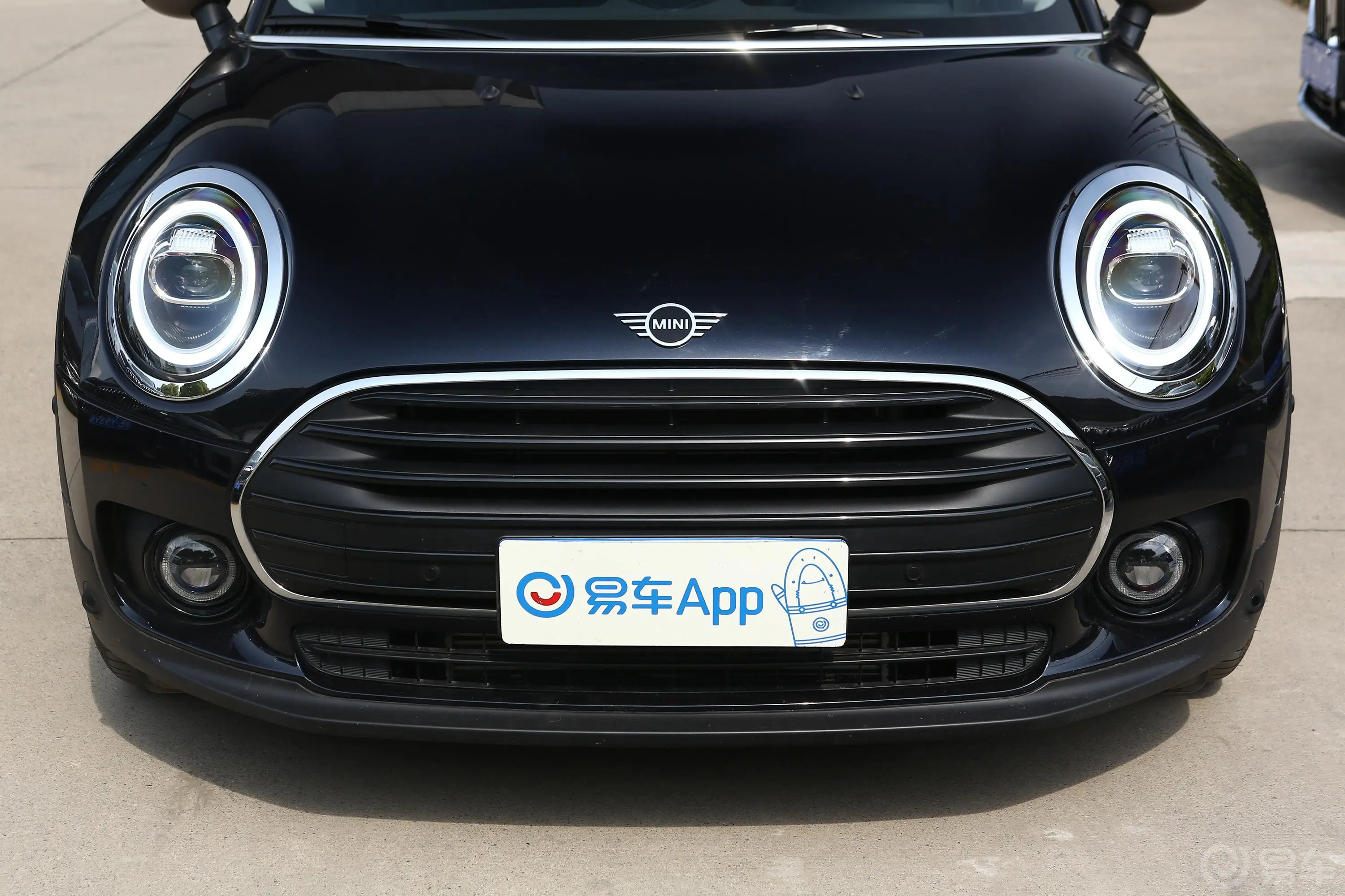 MINI CLUBMAN1.5T COOPER 鉴赏家外观