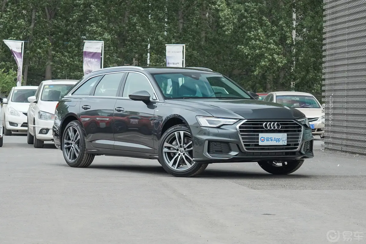 奥迪A6Avant 先锋派 45 TFSI 臻选动感型外观