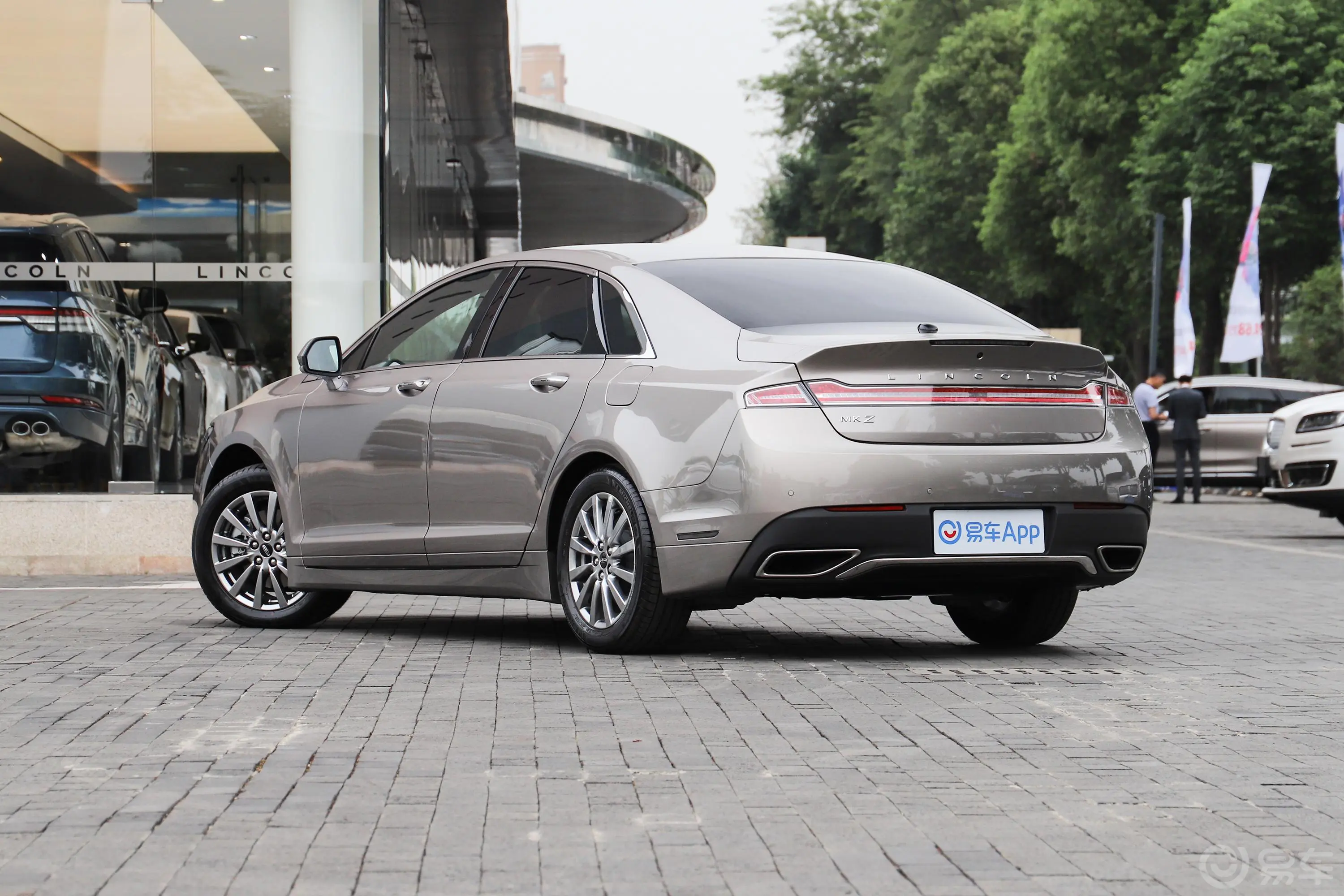 林肯MKZ2.0T 尊享版 国VI外观