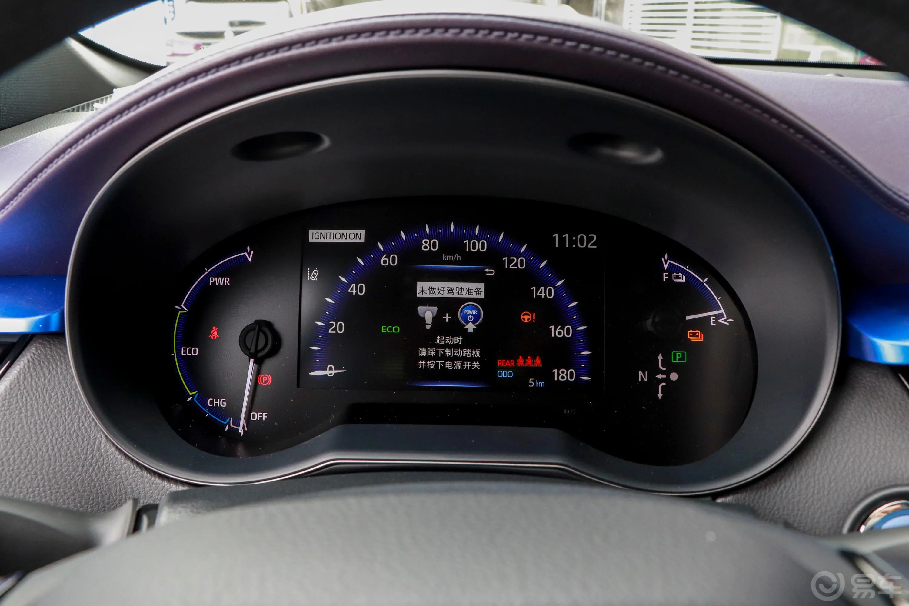 丰田C-HR EV豪华天窗版仪表盘