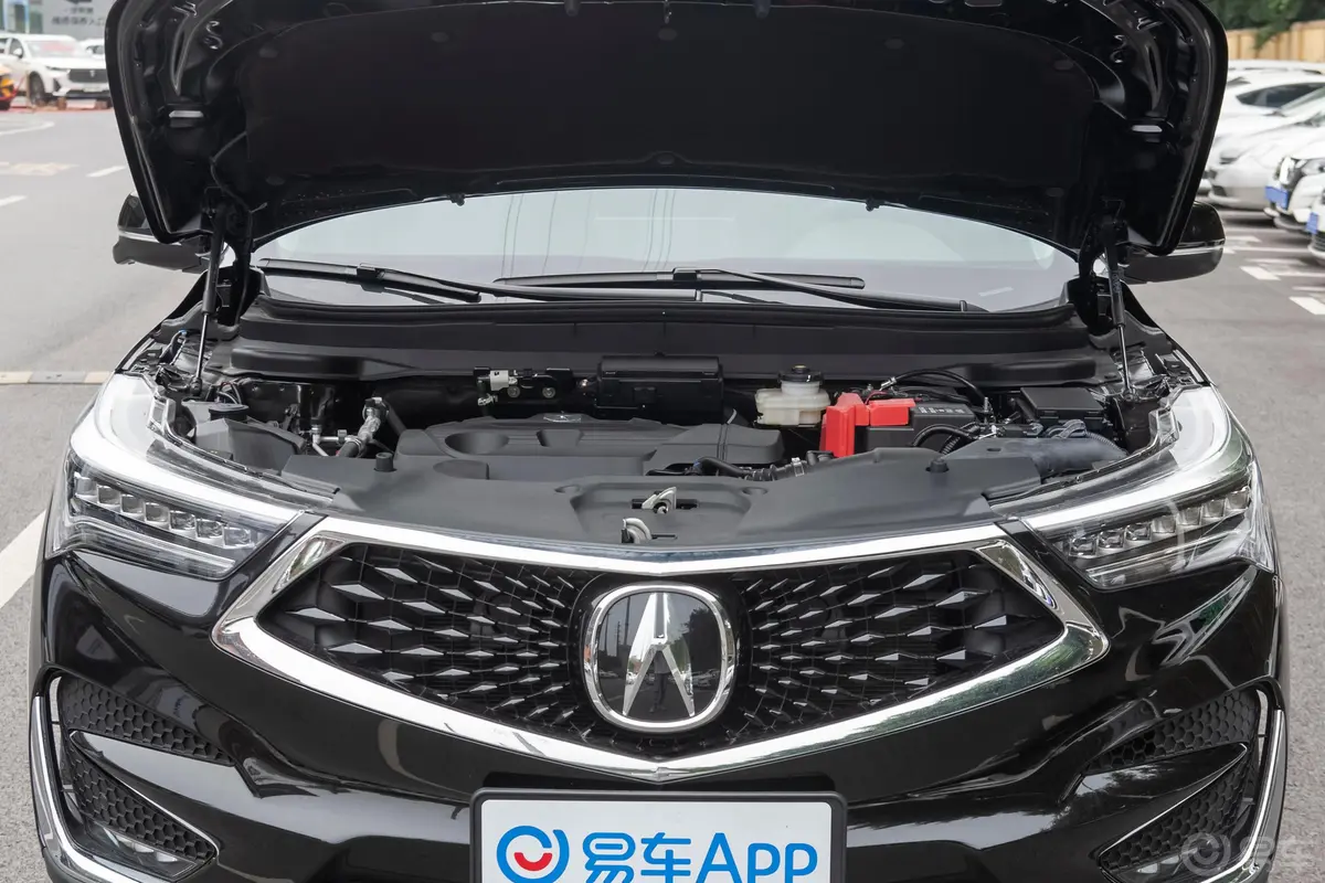 讴歌RDX2.0T 手自一体 两驱 悦享版 国VI外观