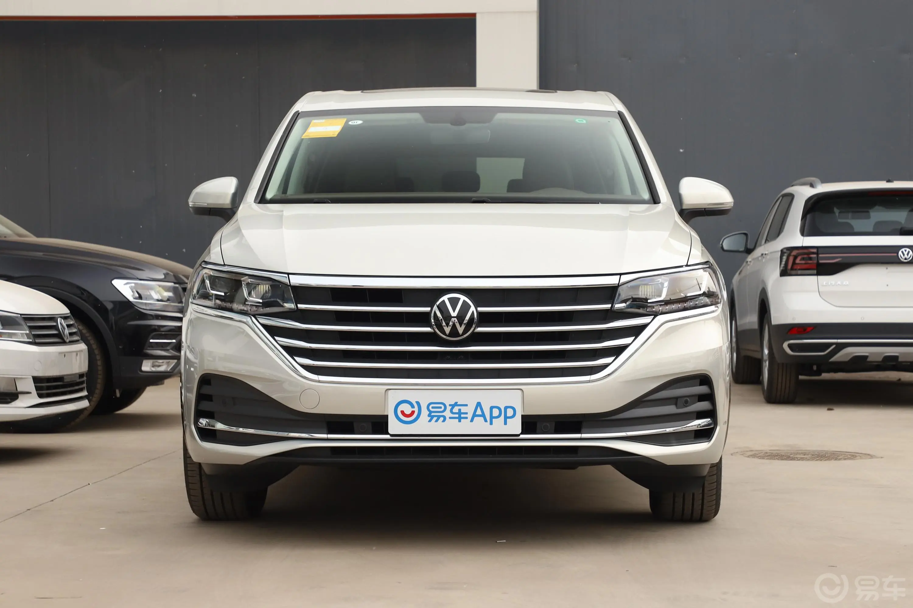 威然330TSI 豪华版外观