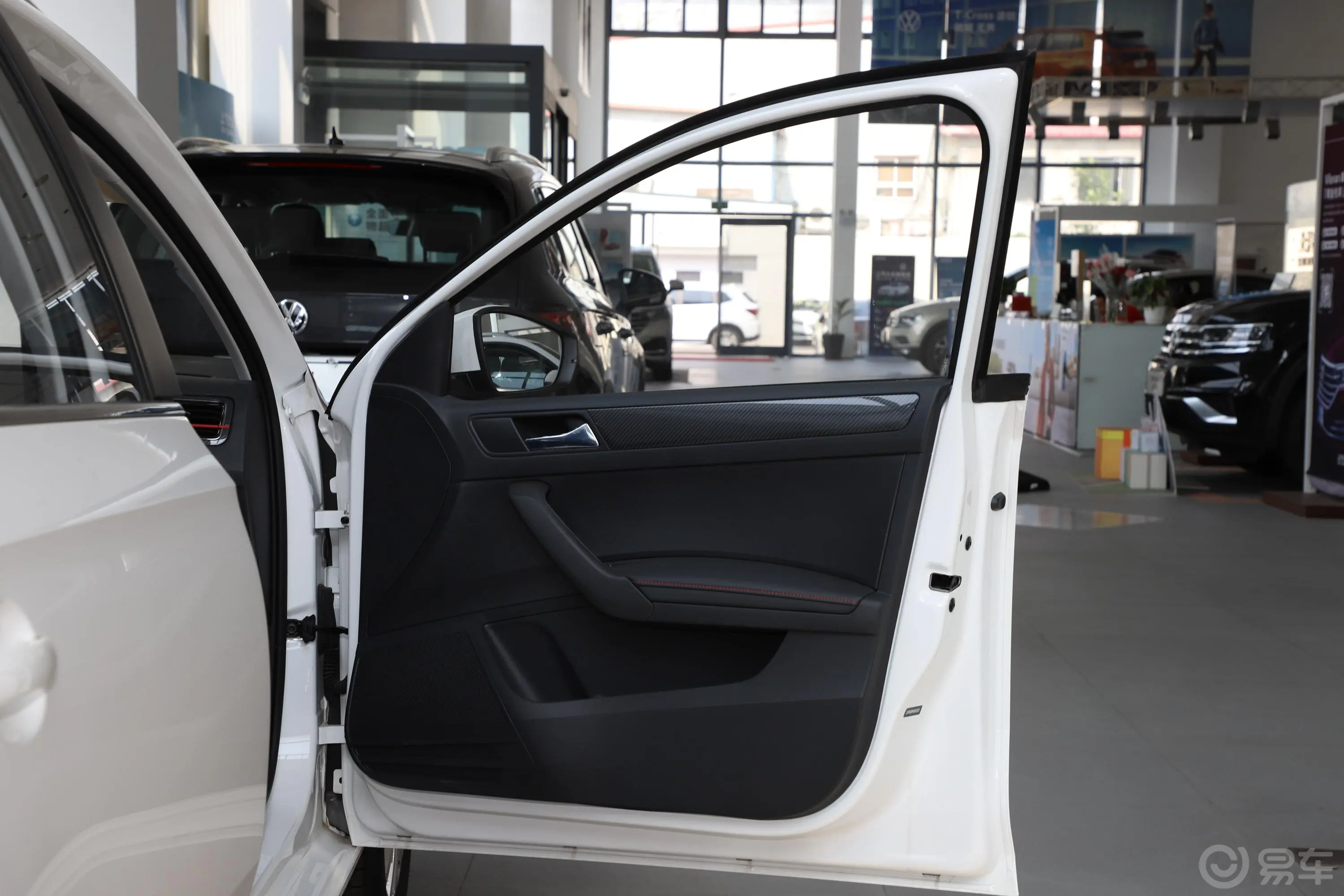 桑塔纳浩纳 1.5L 自动 舒适版 国V副驾驶员车门