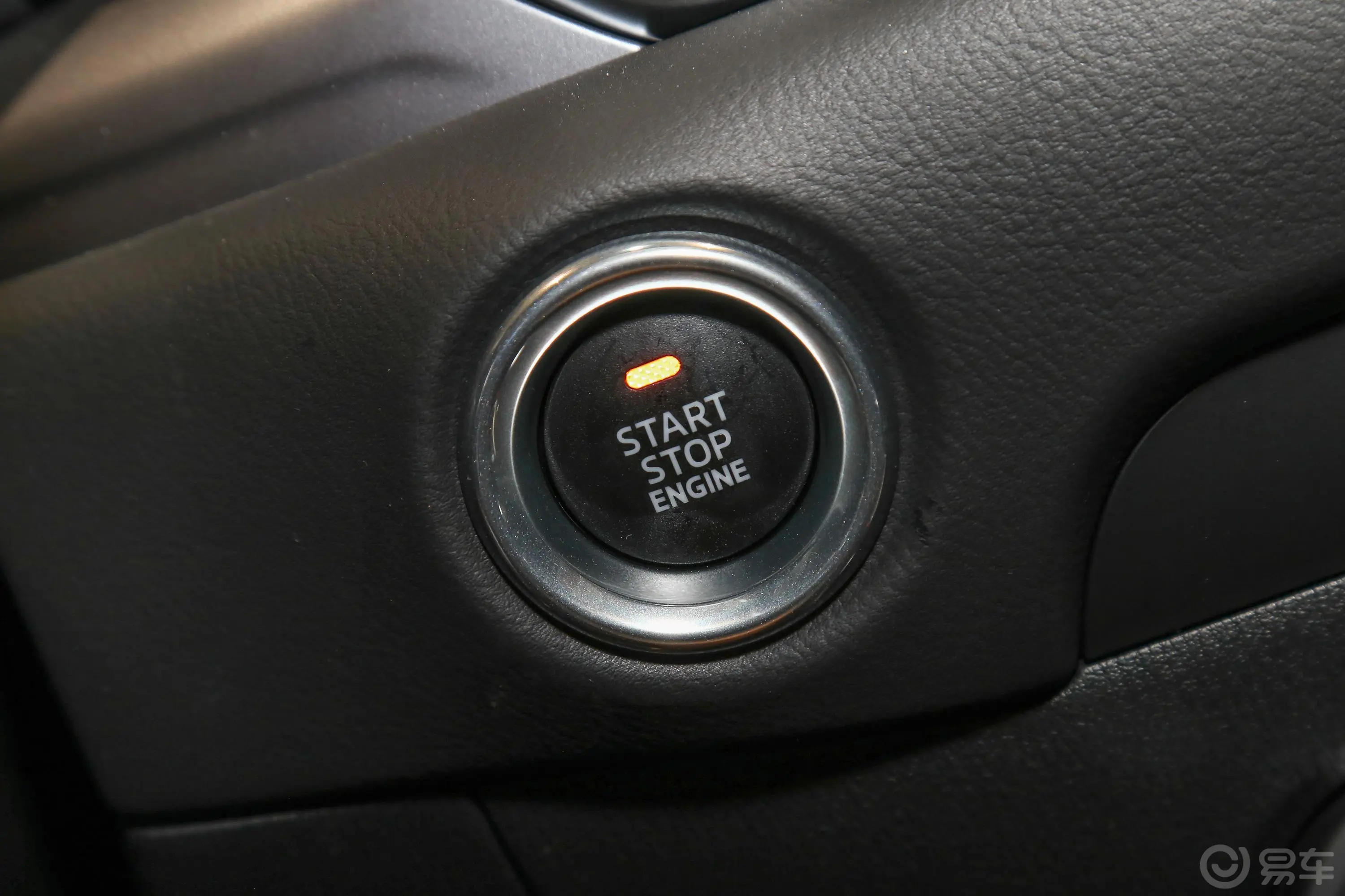 马自达CX-5改款 2.0L 手自一体 两驱 智慧型钥匙孔或一键启动按键