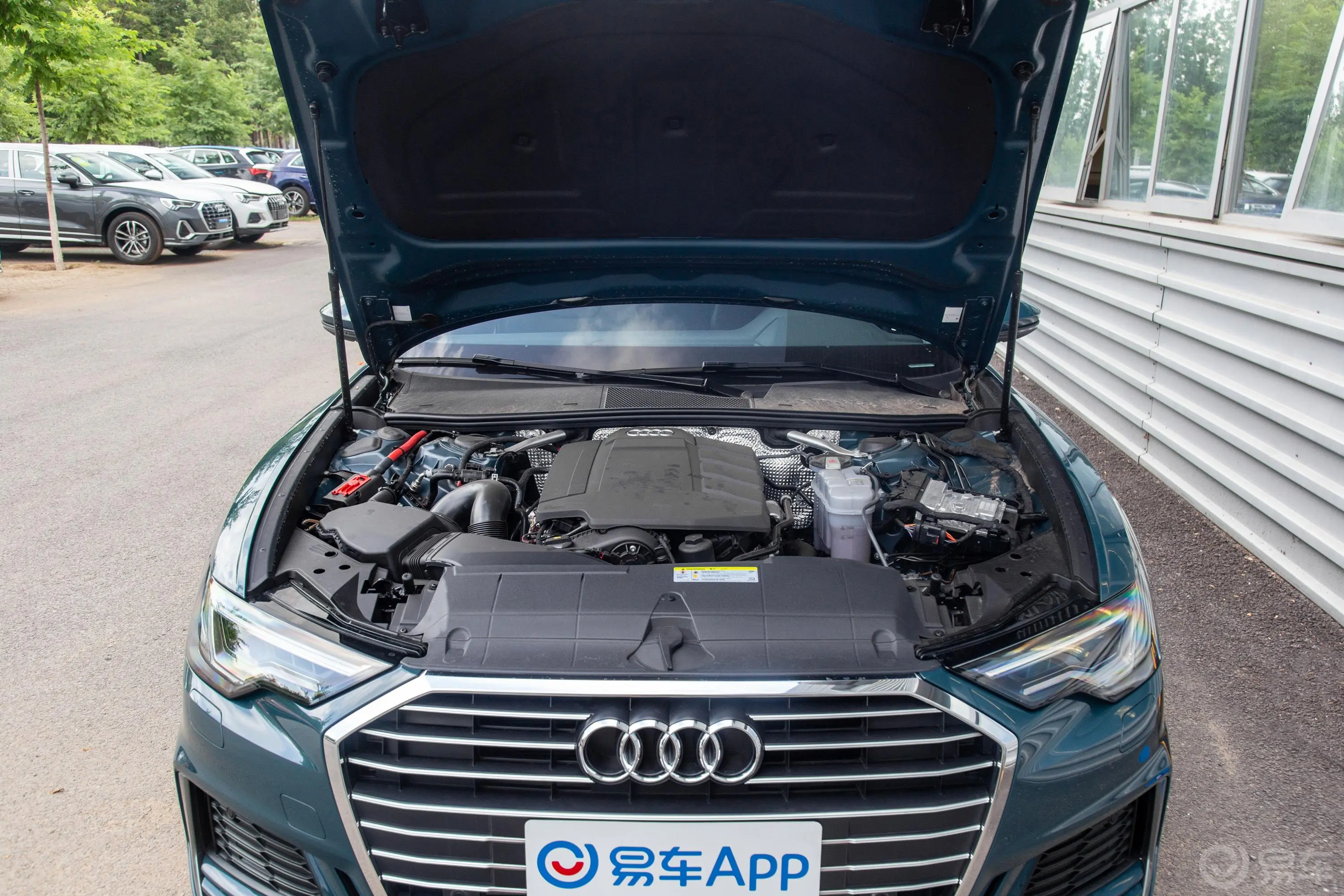 奥迪A6Avant 先锋派 45 TFSI 臻选动感型外观