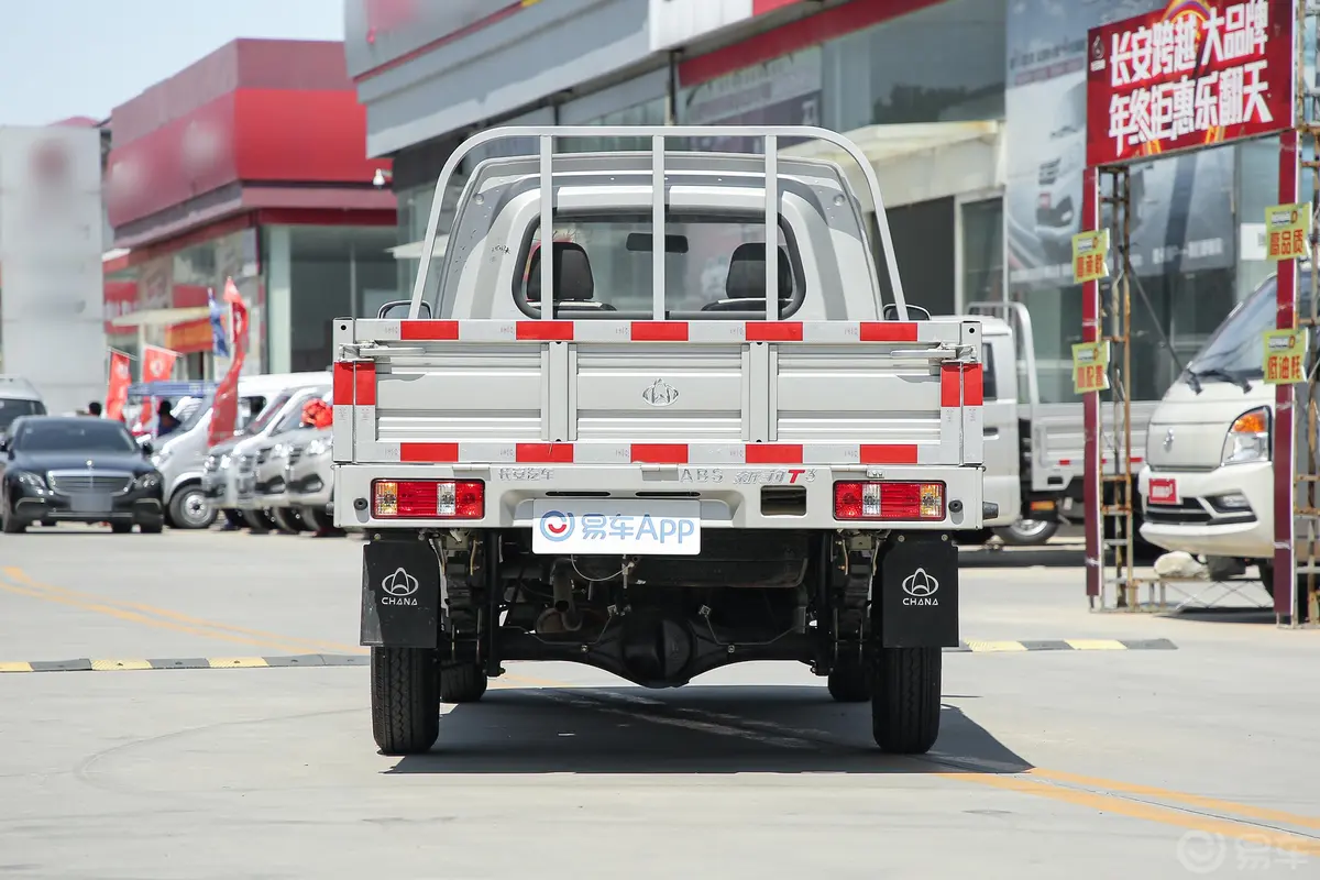 新豹T3载货汽车N1 1.2L 单排单后轮 标准版（5.13米） SC1031TMD62 汽油 国VI正后水平