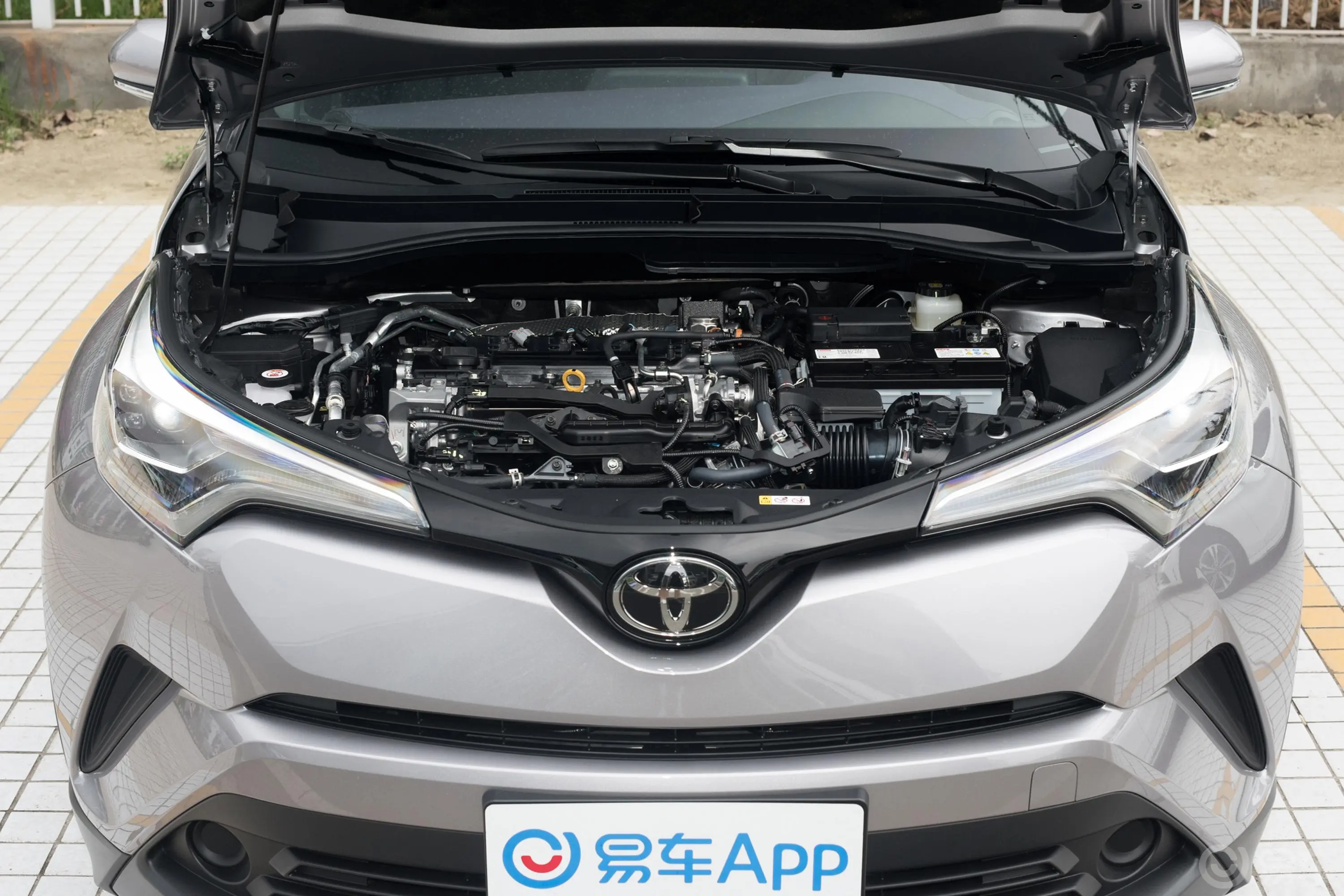 奕泽2.0L CVT 奕驰版外观