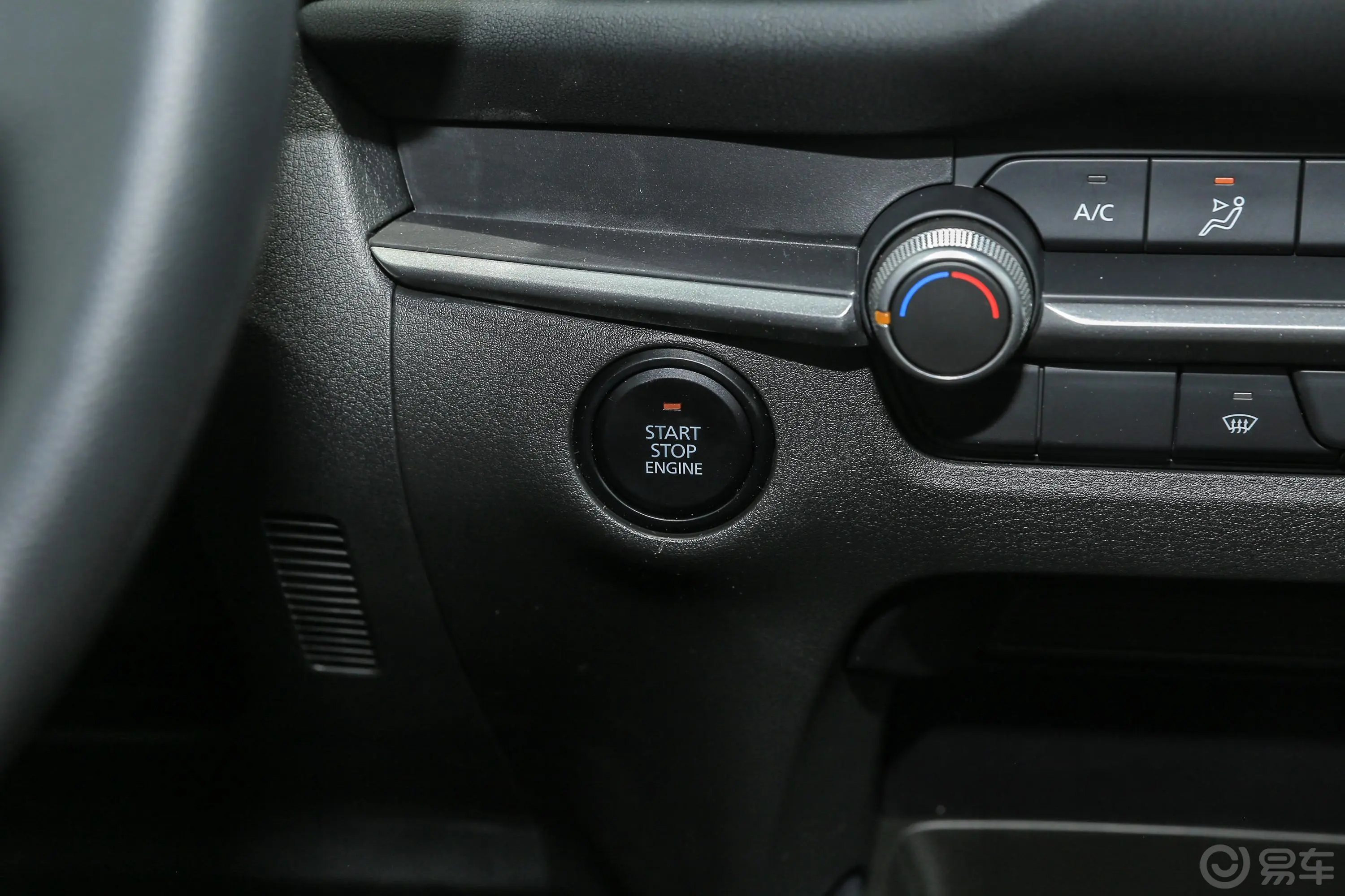 马自达CX-302.0L 手自一体 尚悦型钥匙孔或一键启动按键