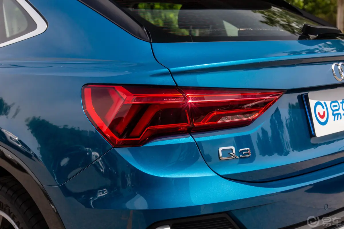 奥迪Q3 Sportback45 TFSI quattro 定制尊享版外观