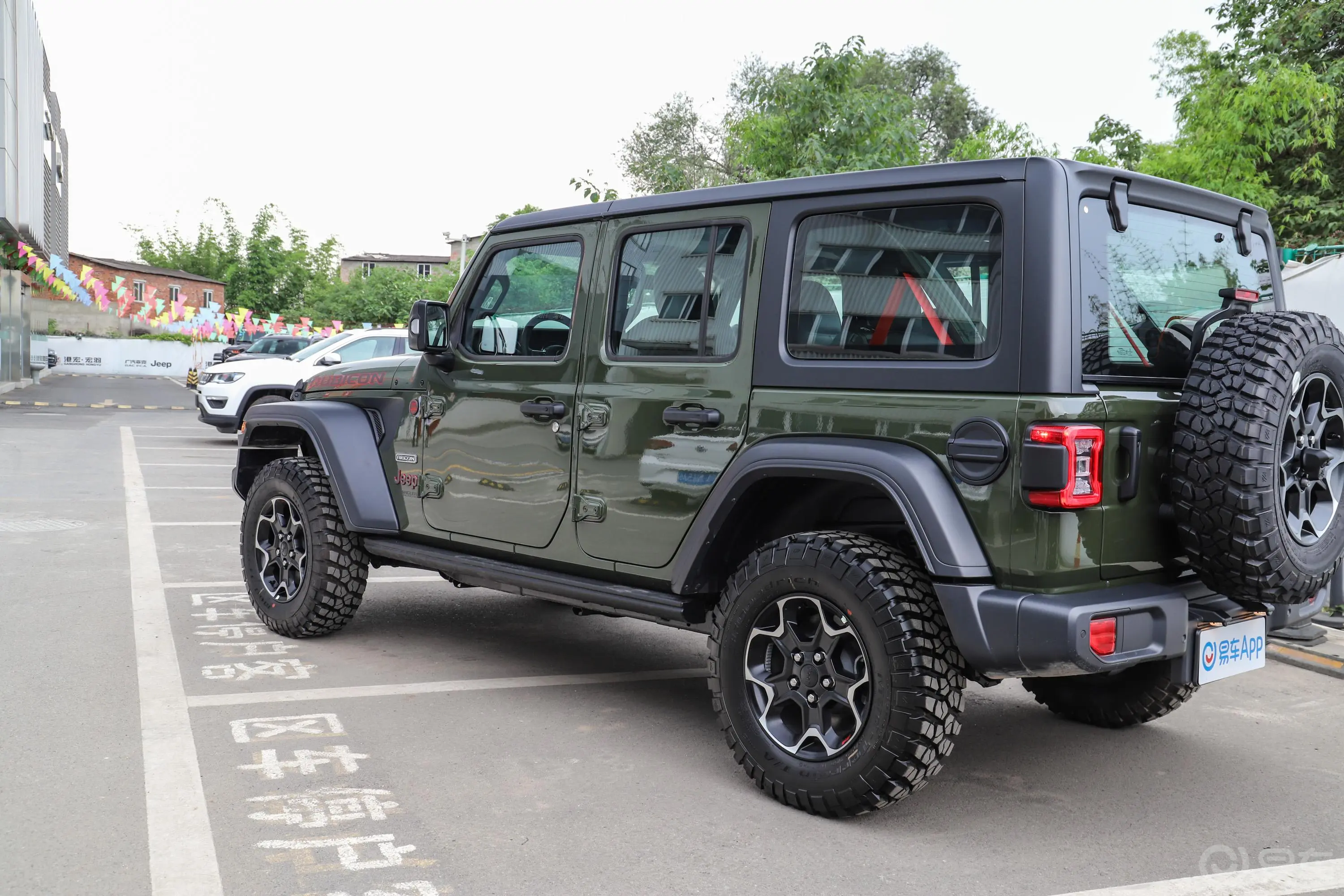 牧马人2.0T Rubicon Recon 四门丛林英雄限量版外观