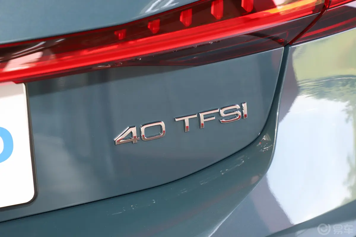 奥迪A740 TFSI 豪华型外观