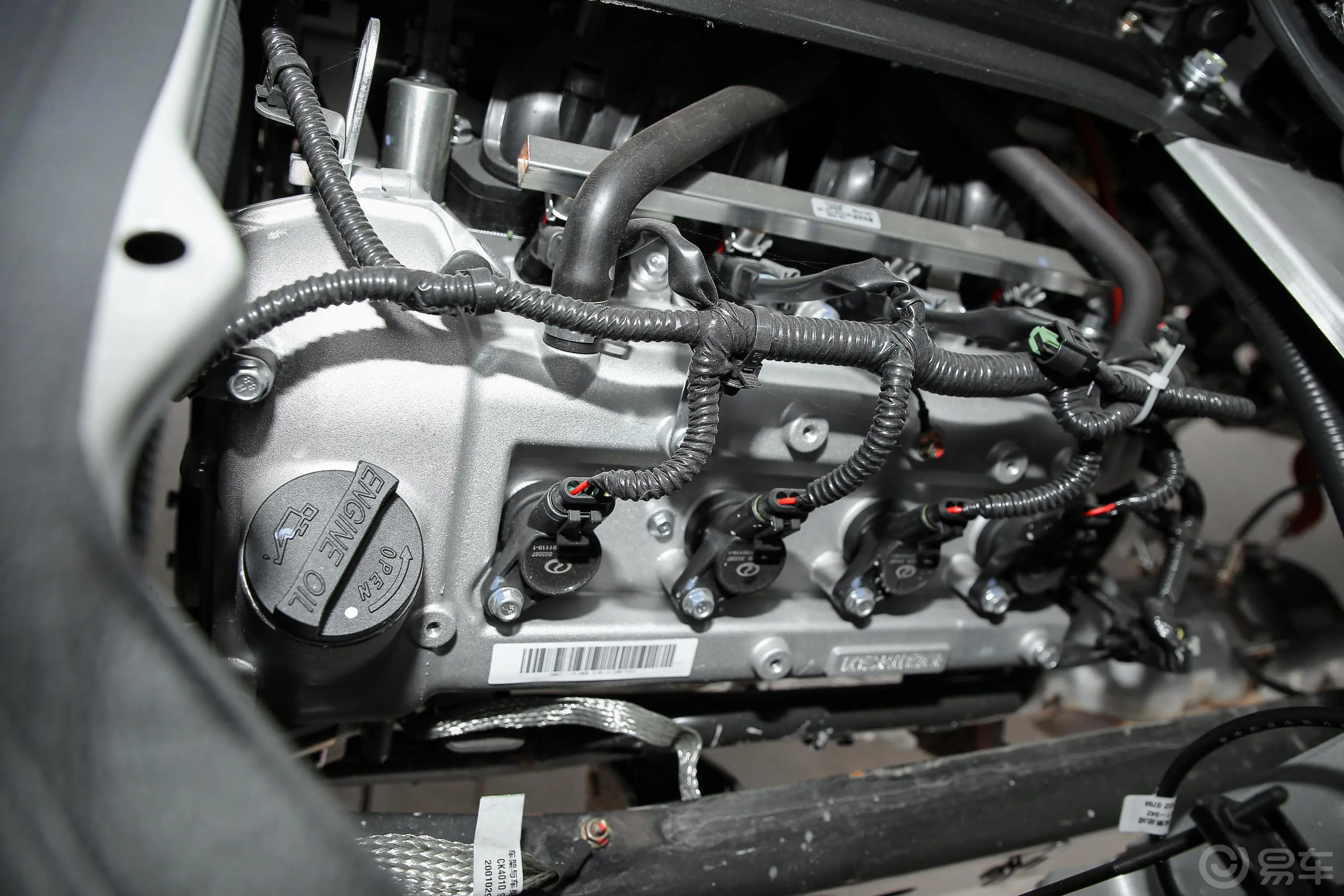 新豹T51.5L 标准型单排后单轮标准货箱外观