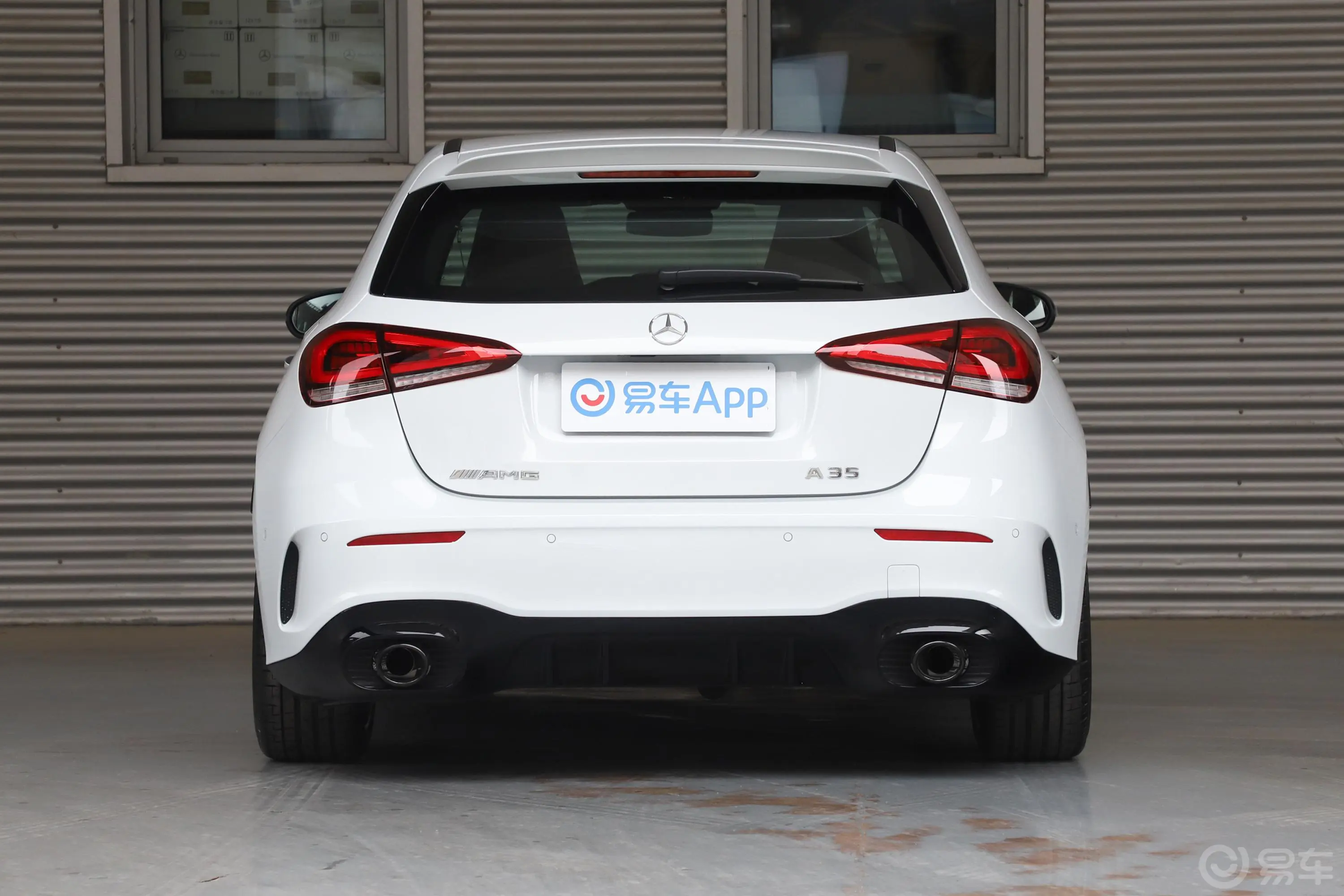 奔驰A级 AMG(进口)AMG A 35 4MATIC 先型特别版外观