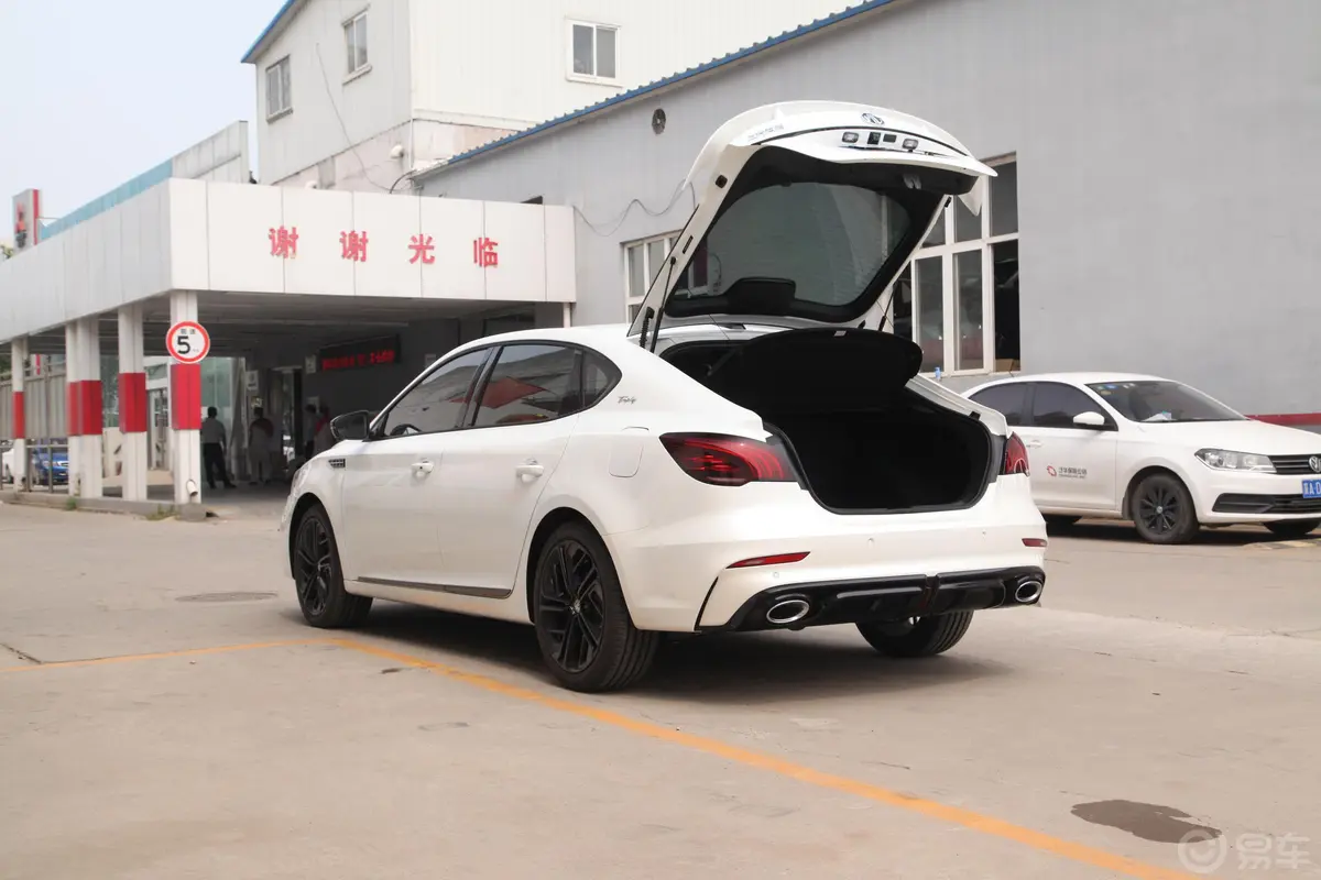 MG61.5T 双离合 Trophy 智驾旗舰版空间