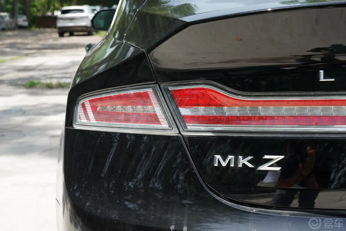 林肯MKZ2.0T 尊耀版外观