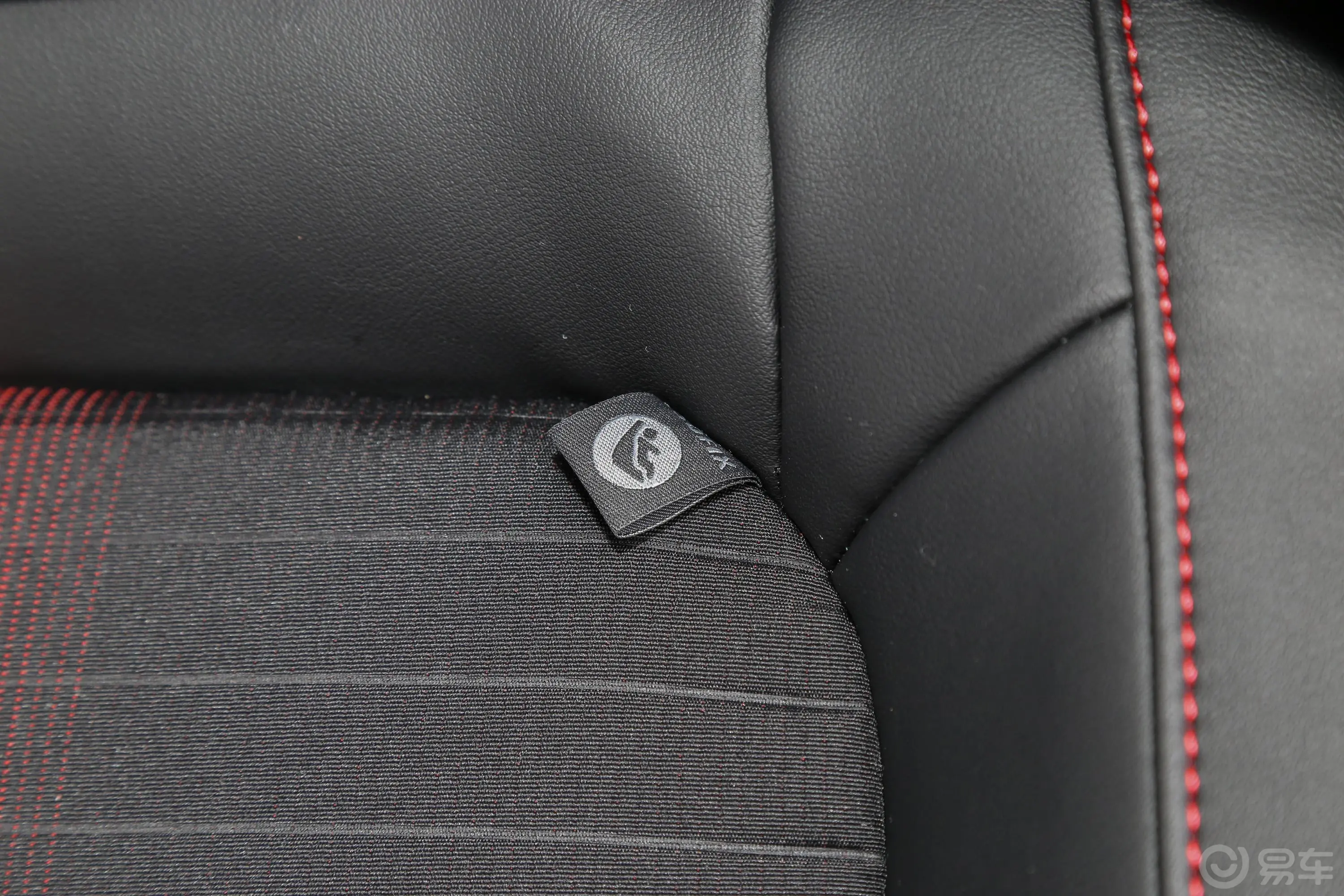柯米克改款 GT 1.5L 手自一体 旗舰版儿童座椅接口