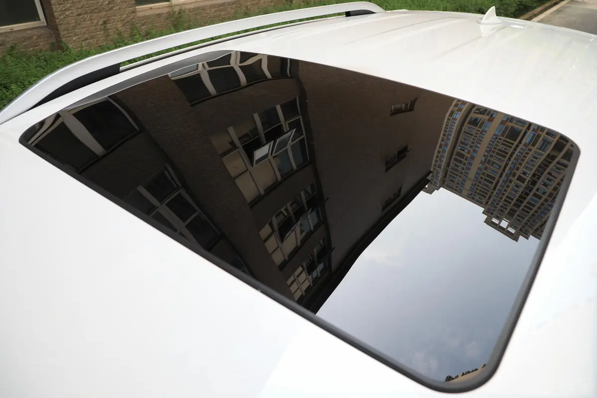 风神AX7经典 230T 手自一体 豪华型畅销版 国V天窗