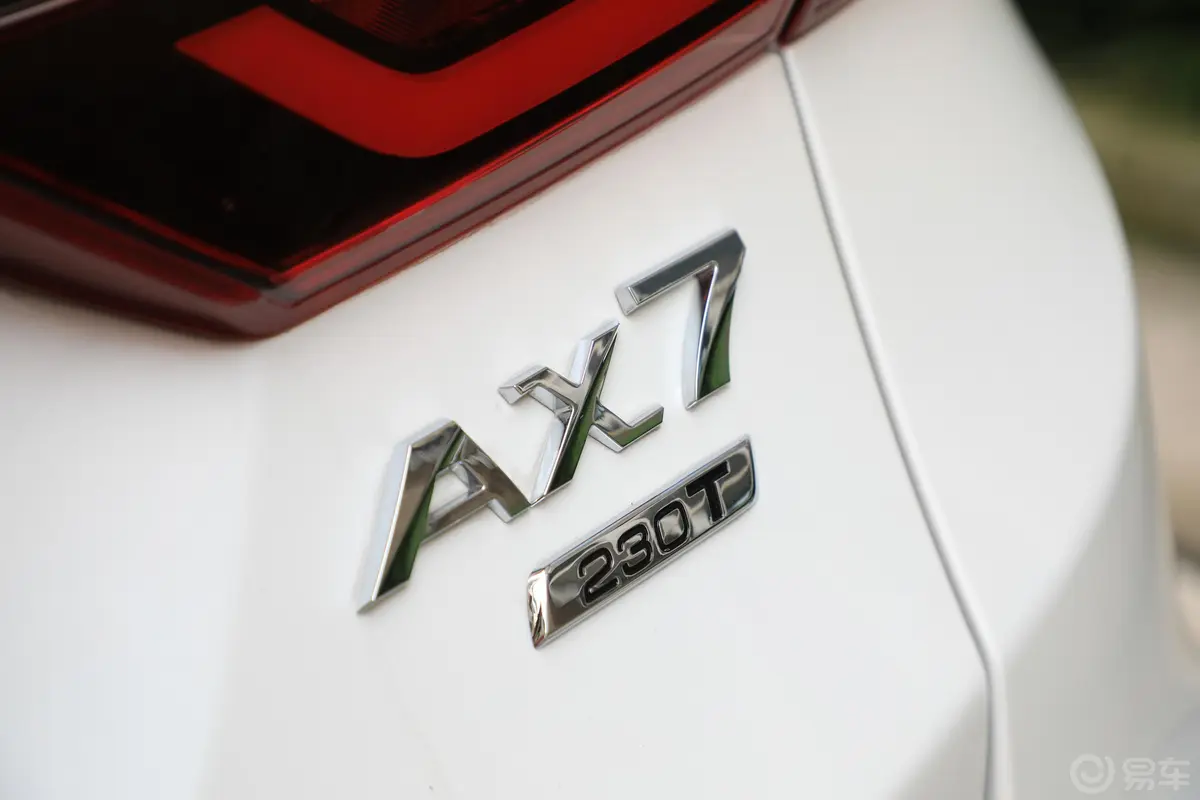 风神AX7经典 230T 手自一体 豪华型畅销版 国V外观