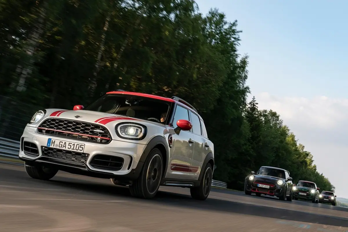 MINI JCW COUNTRYMAN