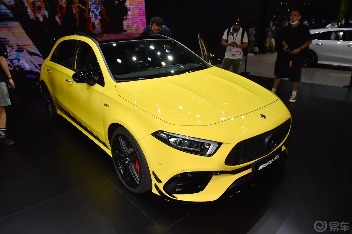 奔驰A级 AMG(进口)AMG A 45 S 4MATIC+ 先型特别版车辆信息铭牌