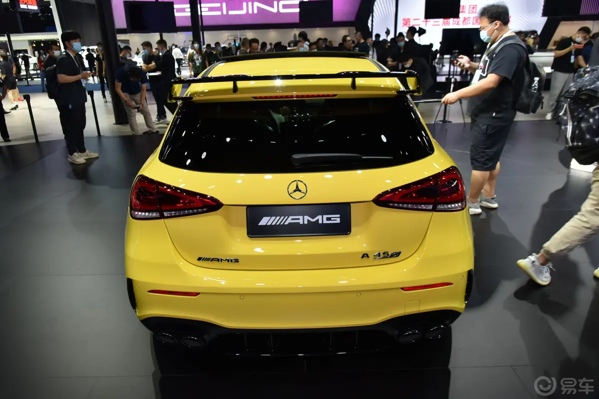 奔驰A级 AMG(进口)AMG A 45 S 4MATIC+ 先型特别版正后水平