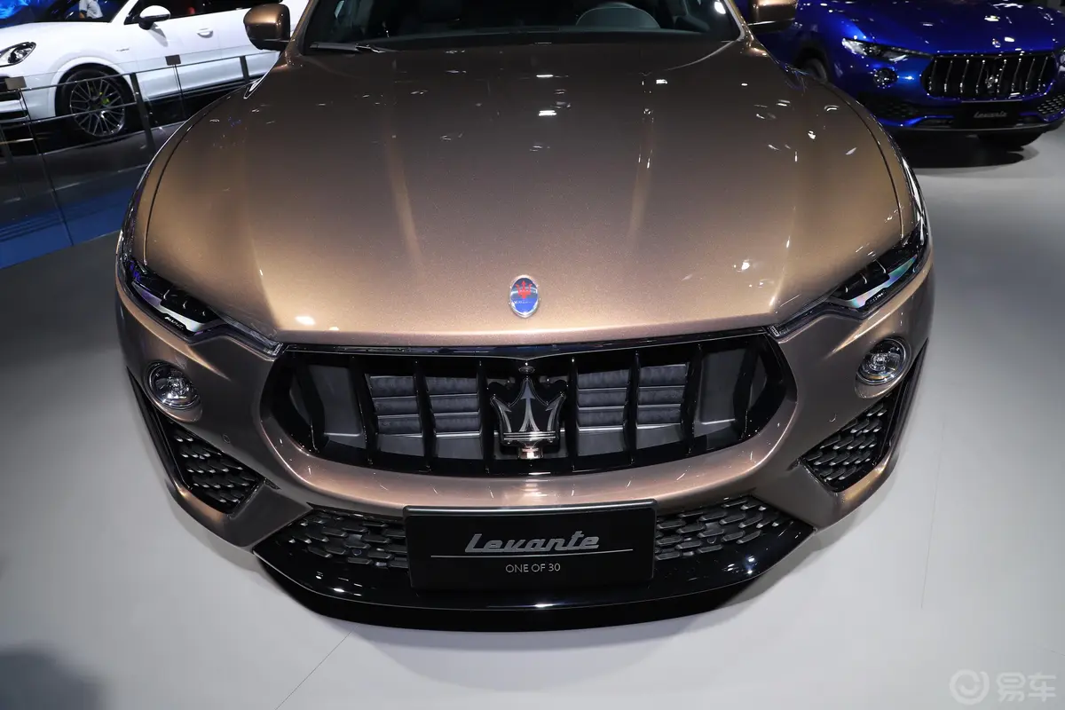 Levante3.0T 杰尼亚奢享限量版外观