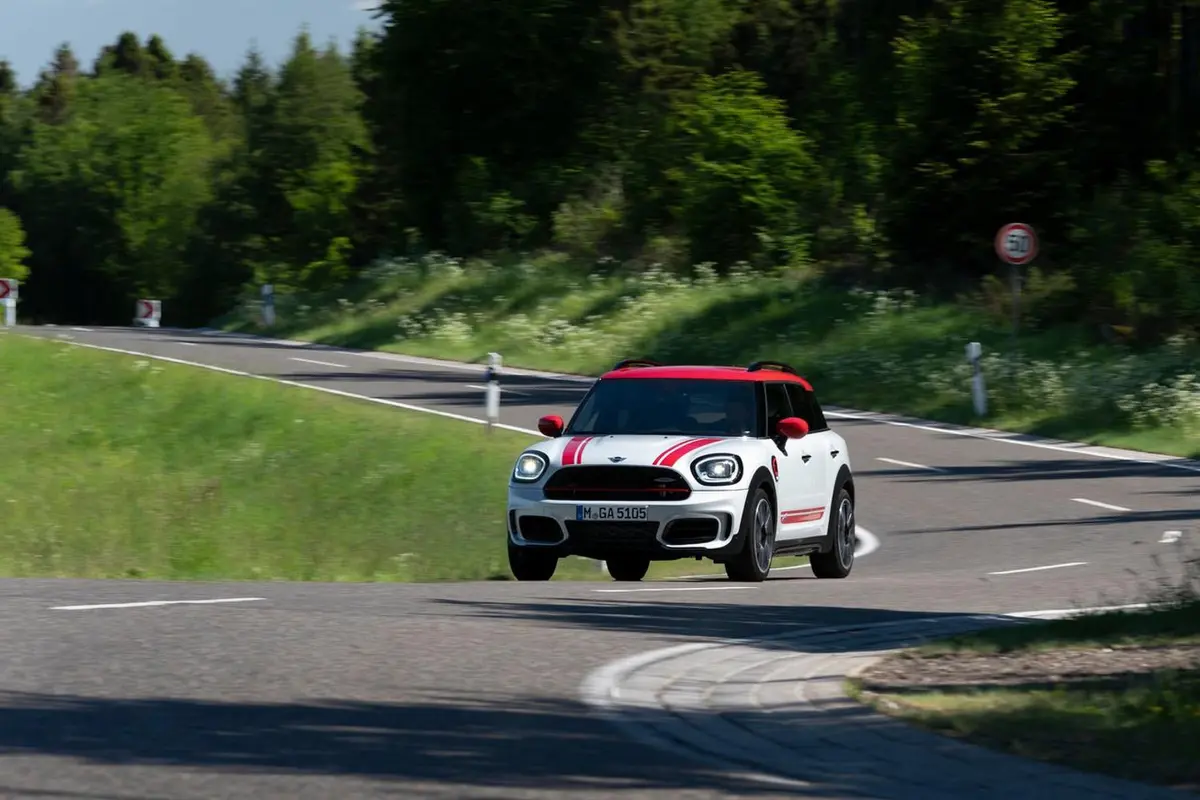 MINI JCW COUNTRYMAN