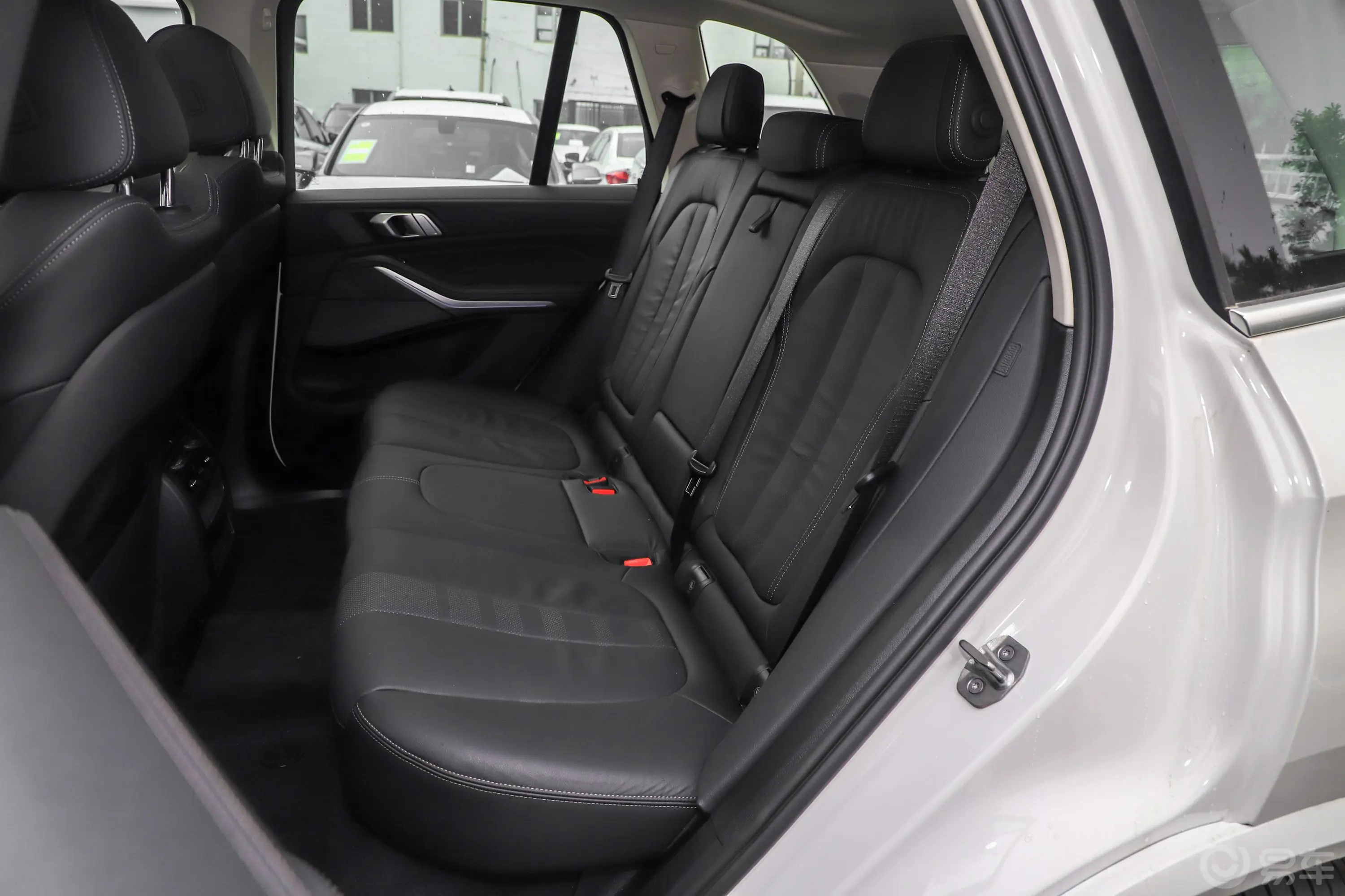 宝马X5(进口)xDrive30i M运动套装后排座椅
