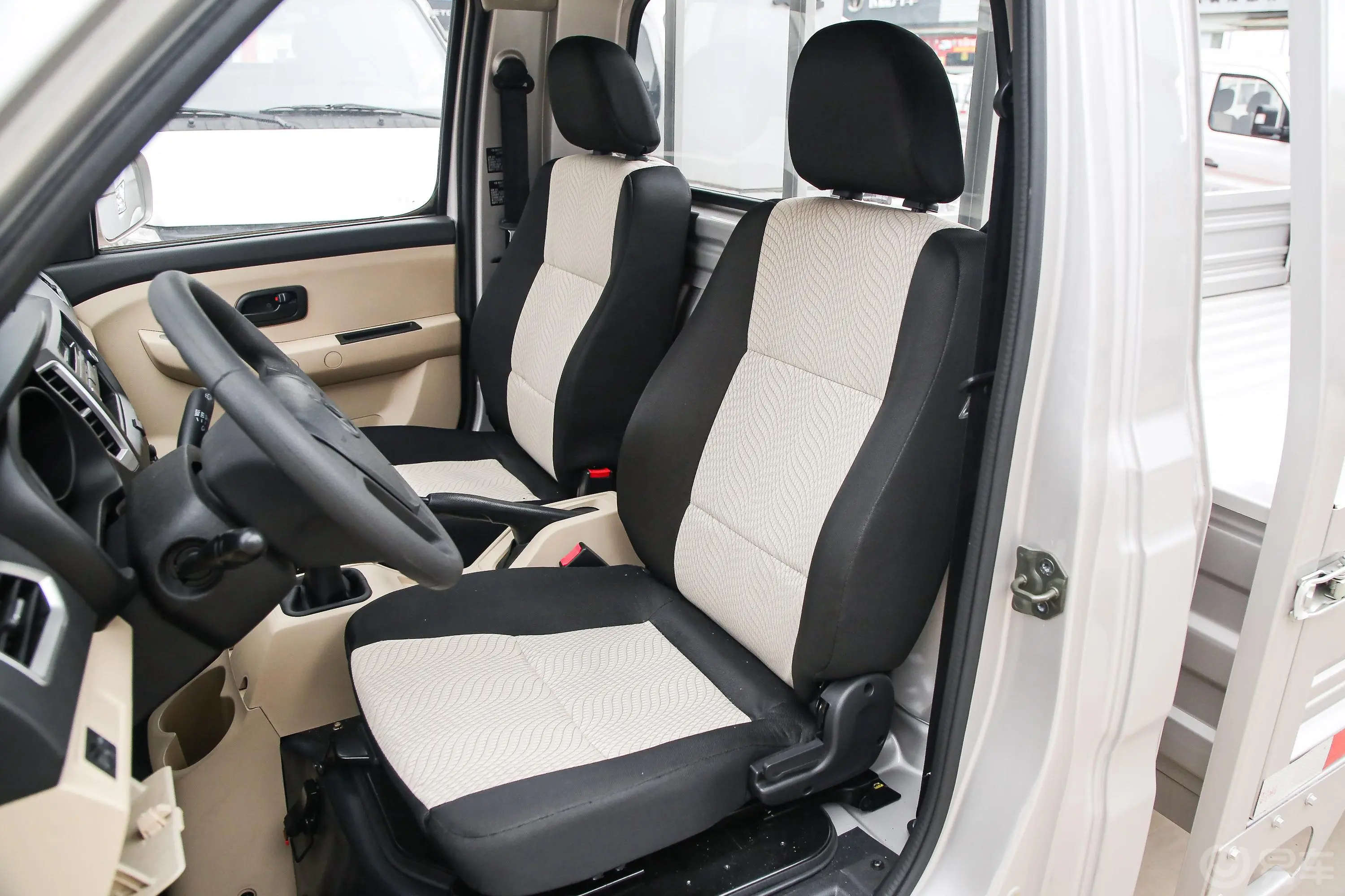 新豹T3载货汽车N1 1.5L 单排单后轮 标准版（4.75米） SC1031TMD6A1 汽油 国VI驾驶员座椅