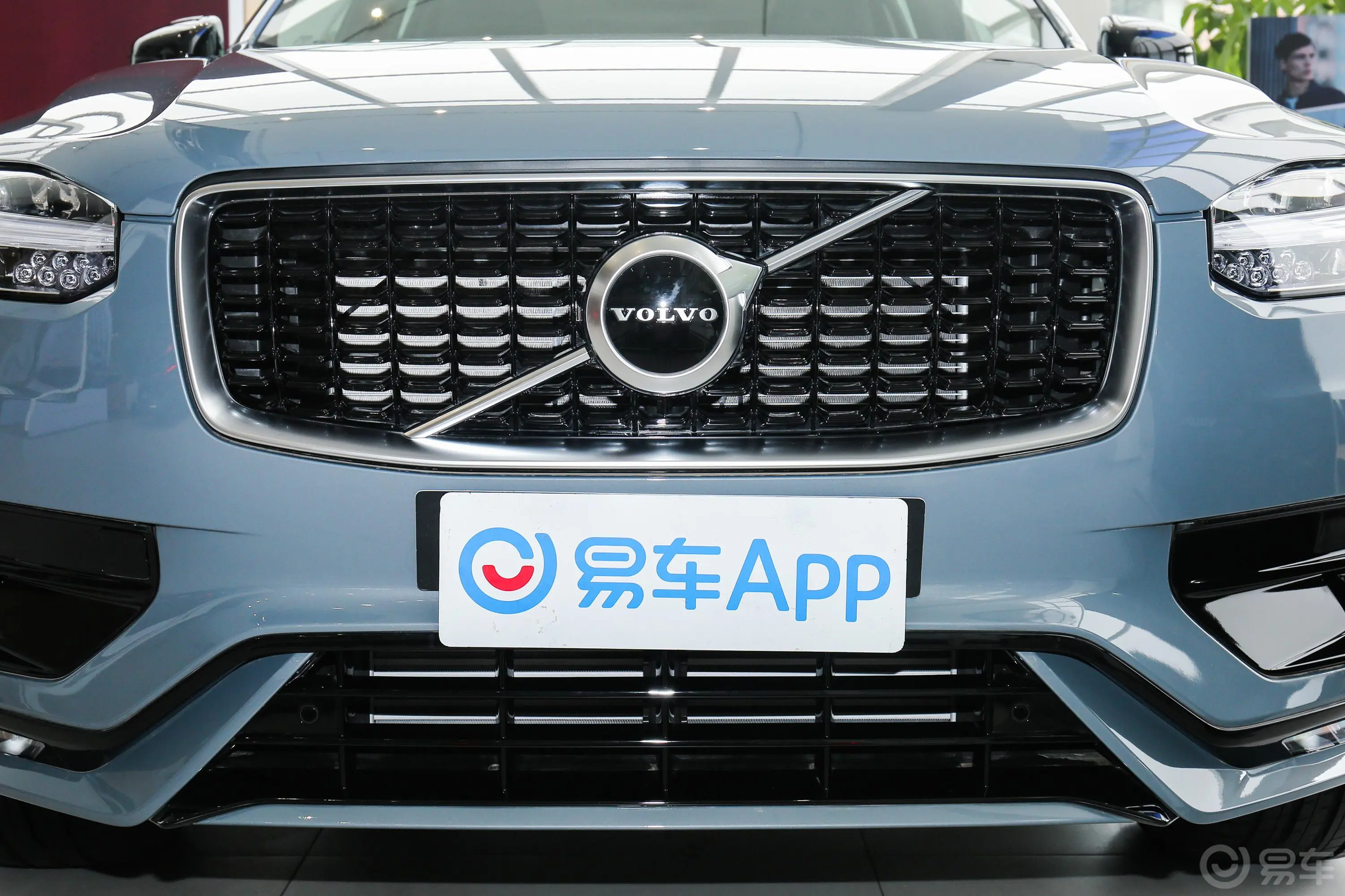 沃尔沃XC90改款 T6 智逸运动版 7座外观