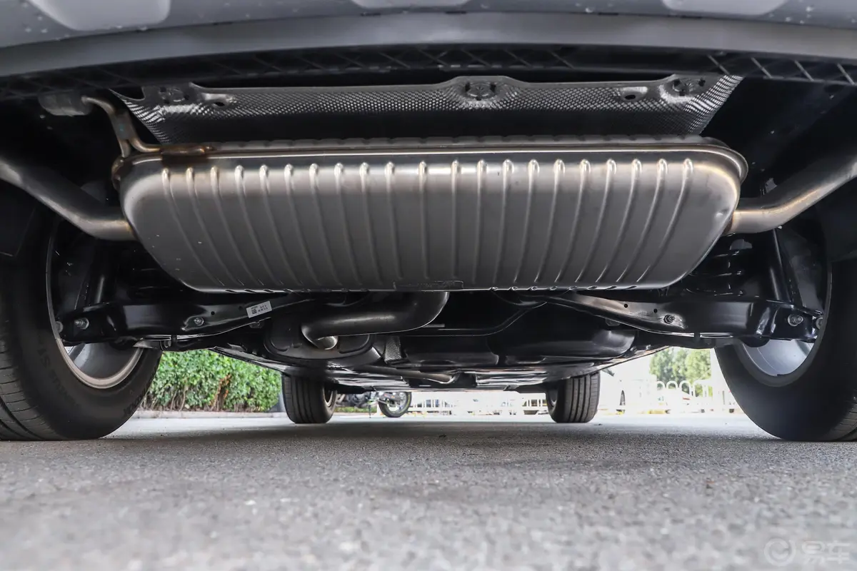 途昂改款 330TSI 两驱 舒适版后悬架整体