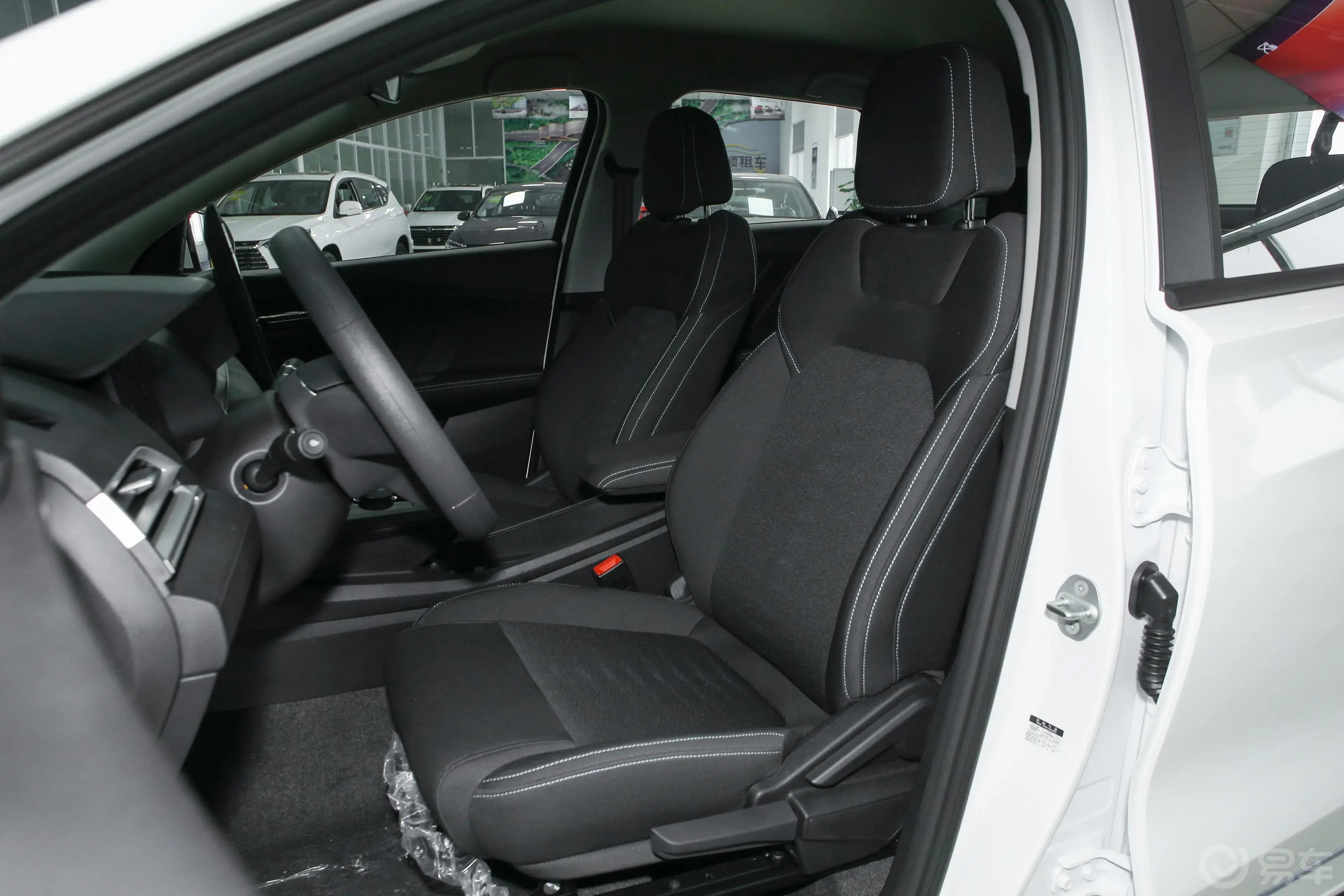 比亚迪e2升级版 标准续航版 标准型驾驶员座椅