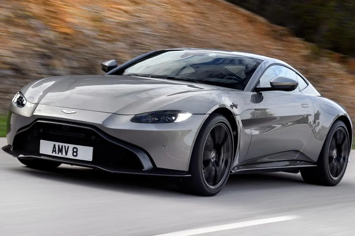 V8 Vantage