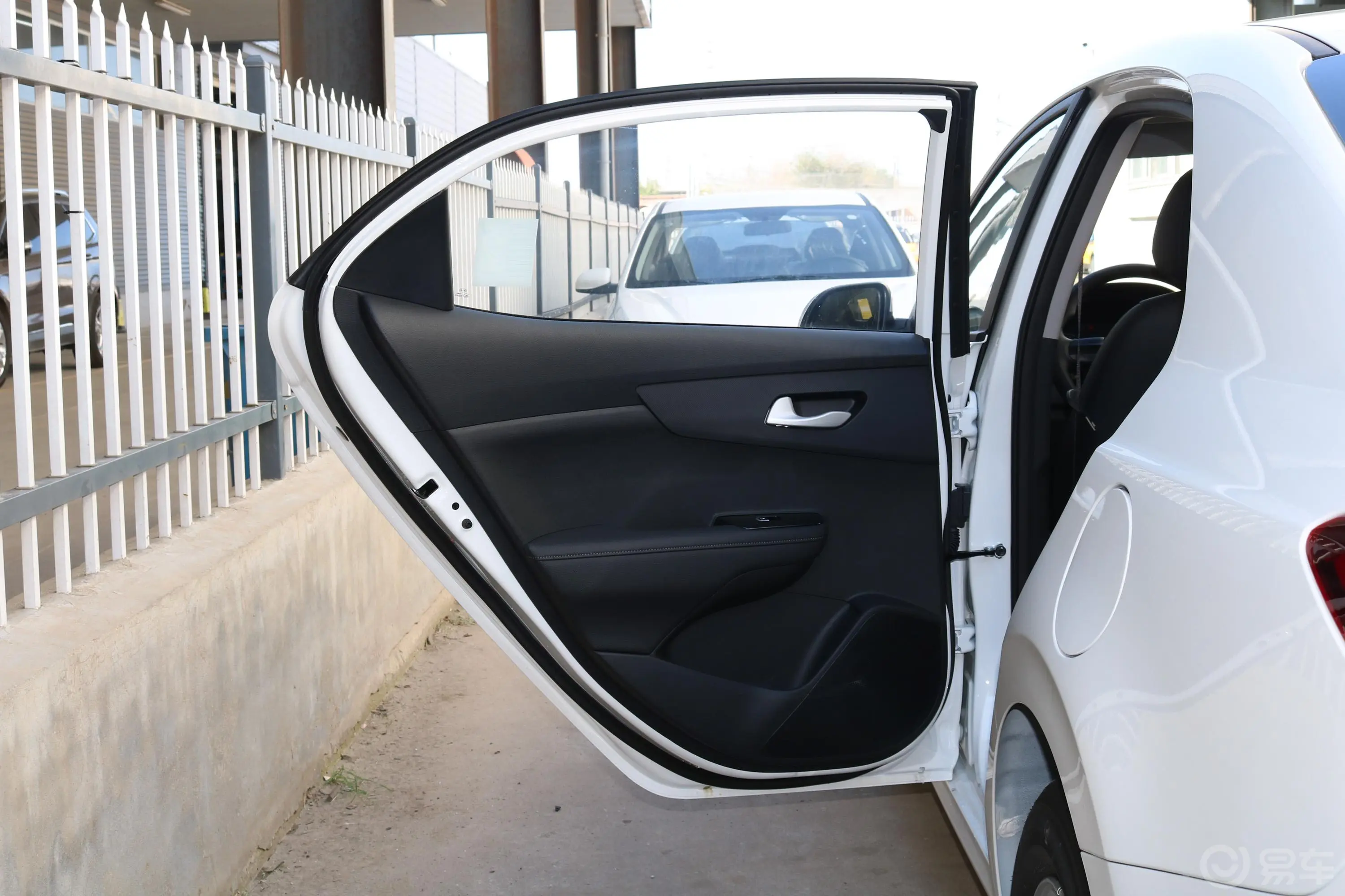 福瑞迪1.6L 手动 舒适版 国VI驾驶员侧后车门