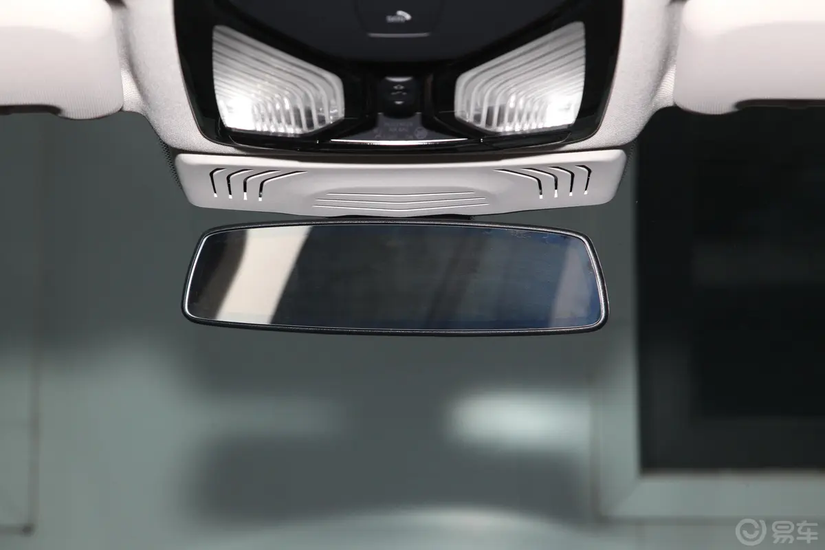 宝马X3xDrive 30i 领先型 M运动套装内后视镜