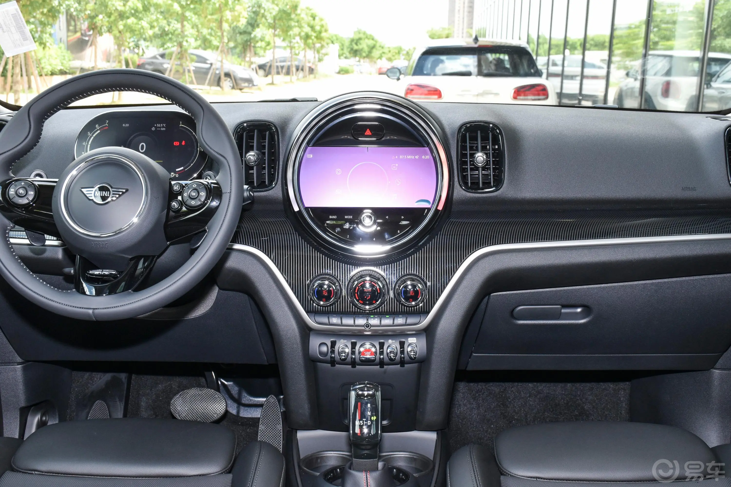 MINI COUNTRYMAN2.0T COOPER S ALL4中控台整体