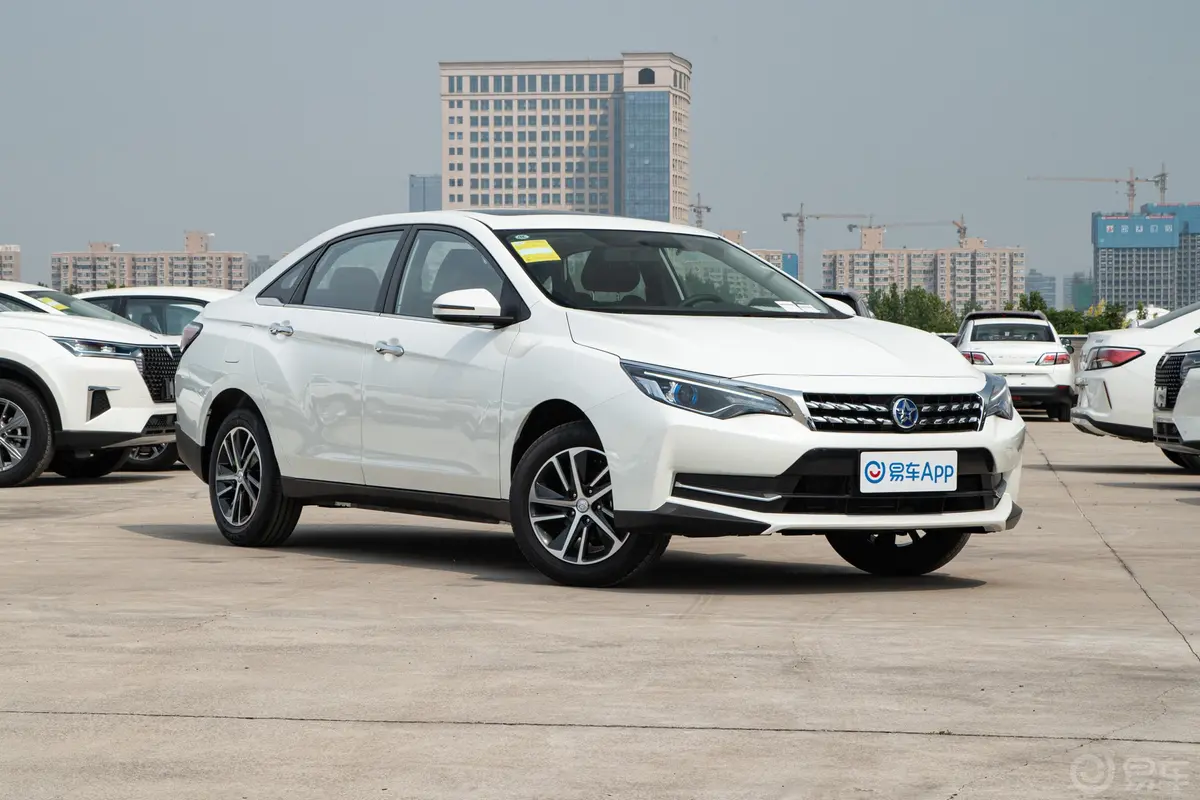 启辰D601.6L 手动 悦享版车辆信息铭牌