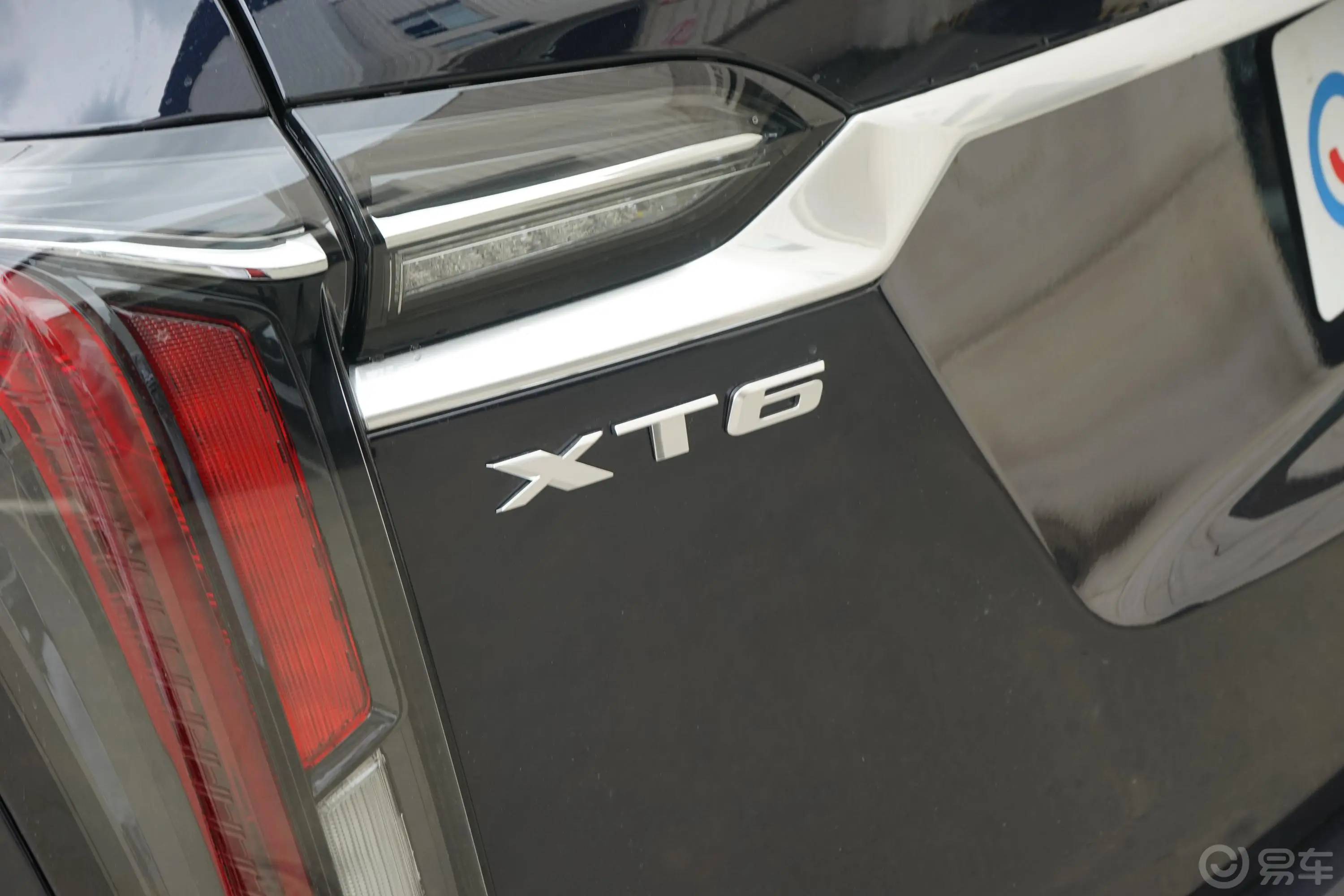 凯迪拉克XT6改款 28T 四驱 领先运动型 6座外观