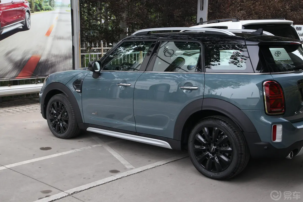 MINI COUNTRYMAN1.5T COOPER ALL4 鉴赏家外观